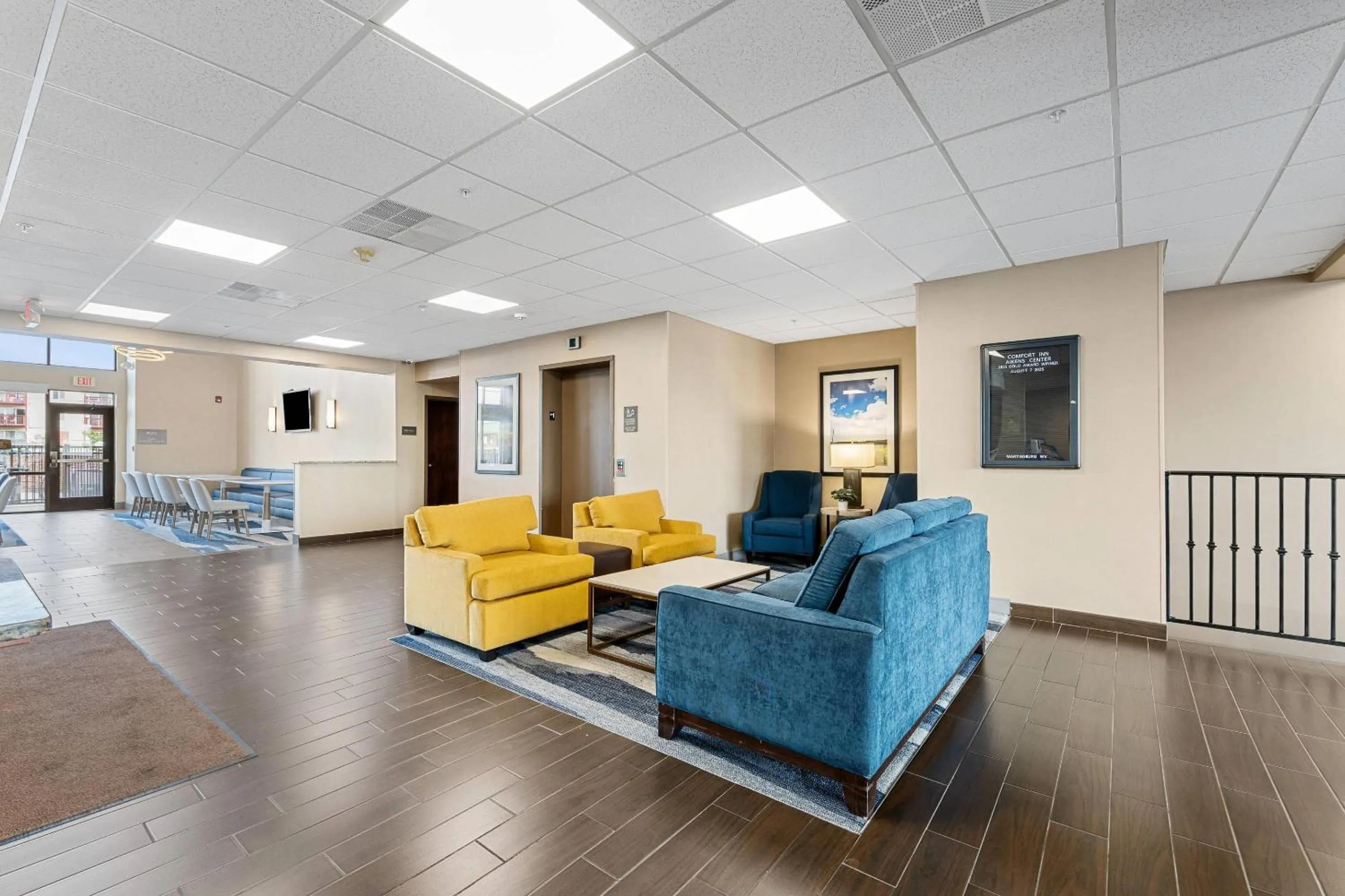 Lobby or reception in Comfort Inn Aikens Center