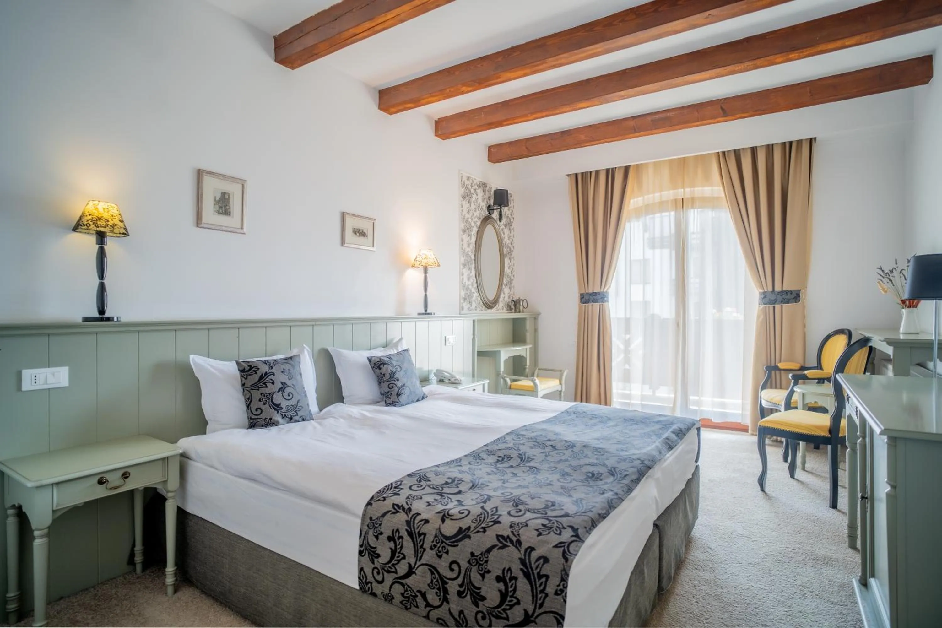 Bed in Pensiunea Casa Nostalgia