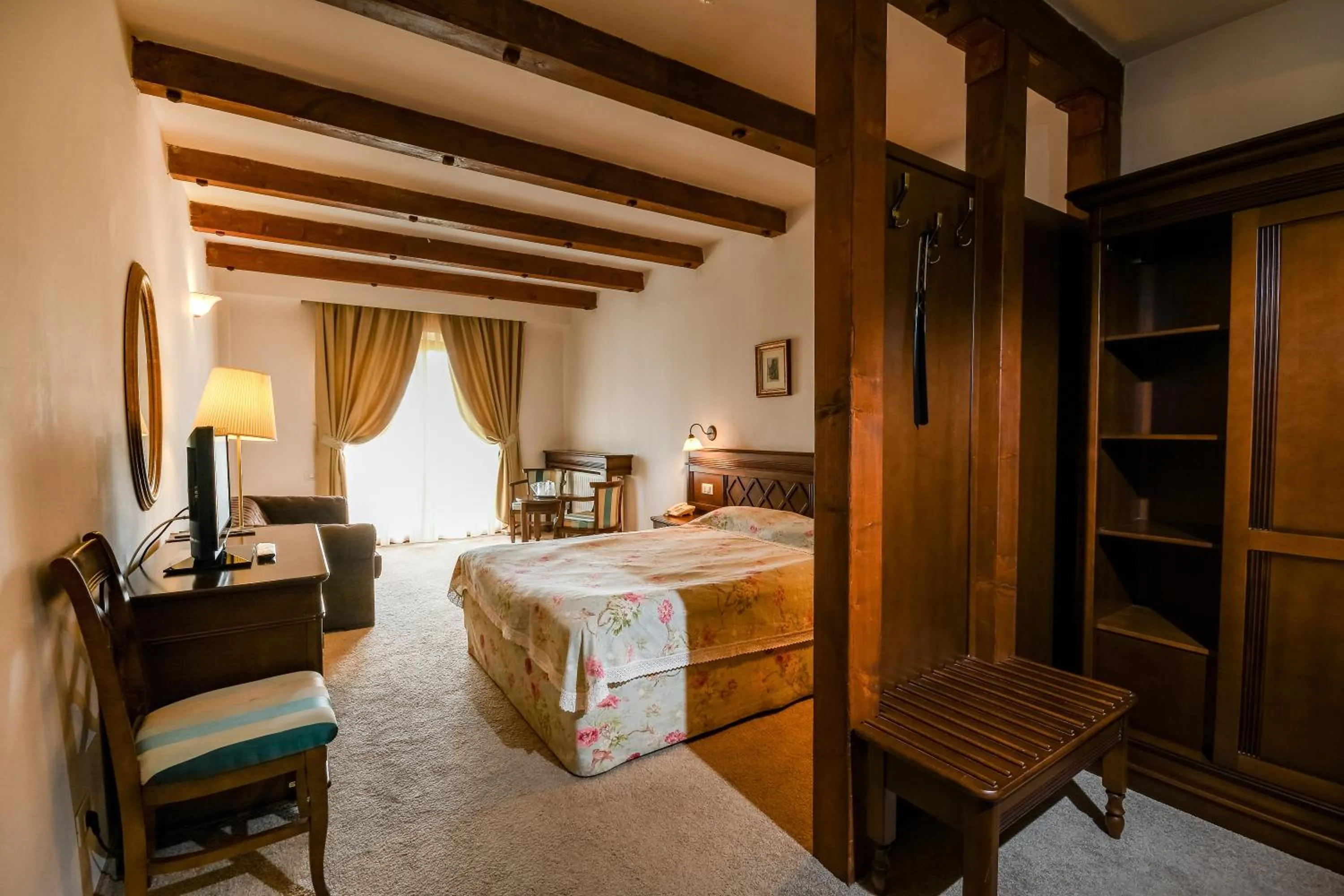 Bed in Pensiunea Casa Nostalgia