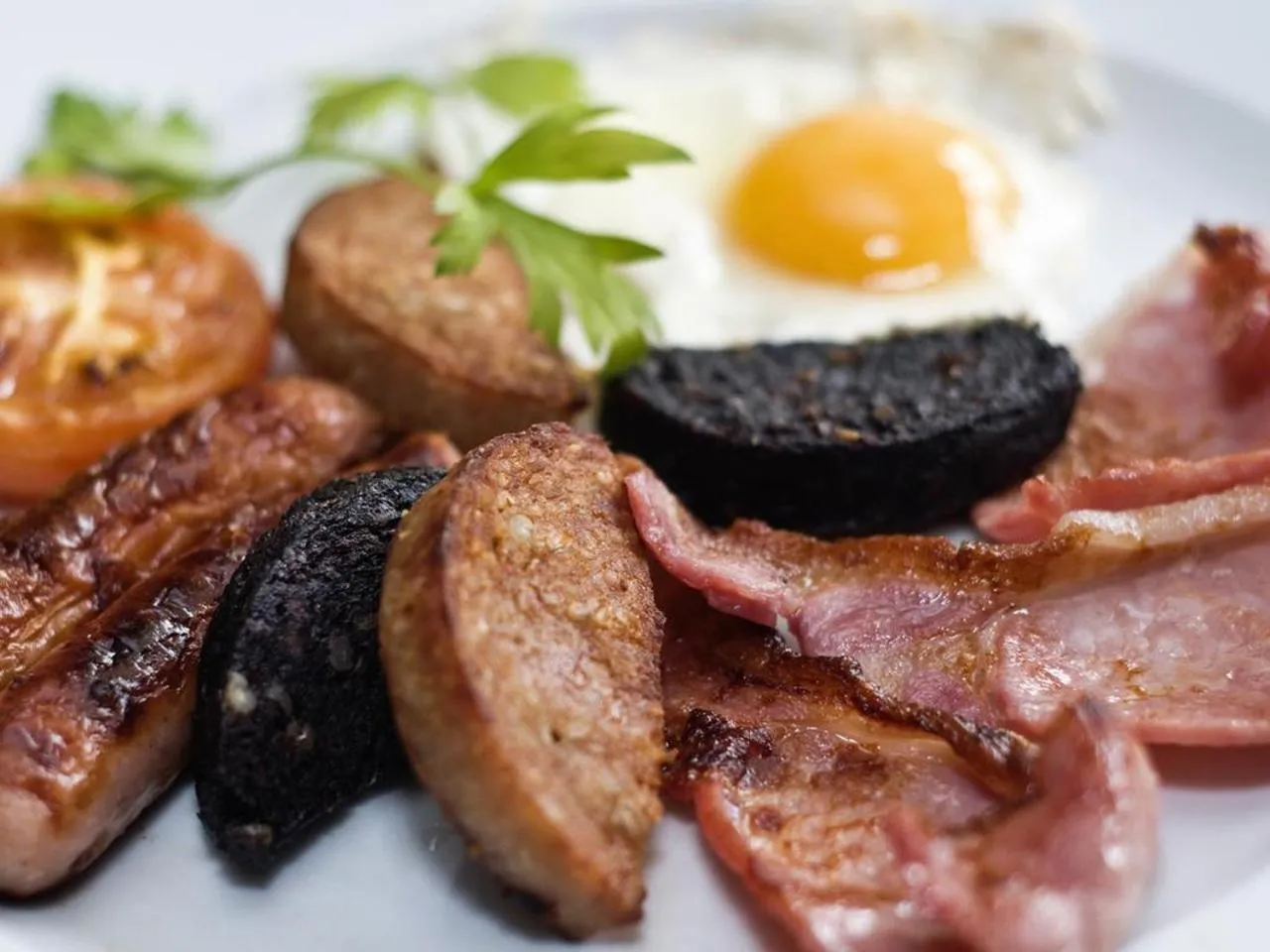 Restaurant/places to eat in Caisleain Oir Hotel