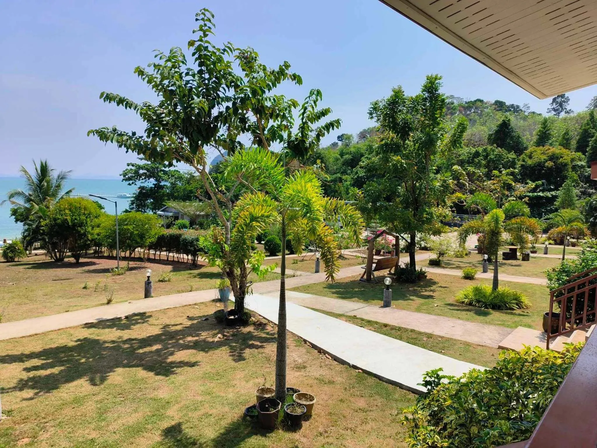 Sunrise Beach Kohyao Resort