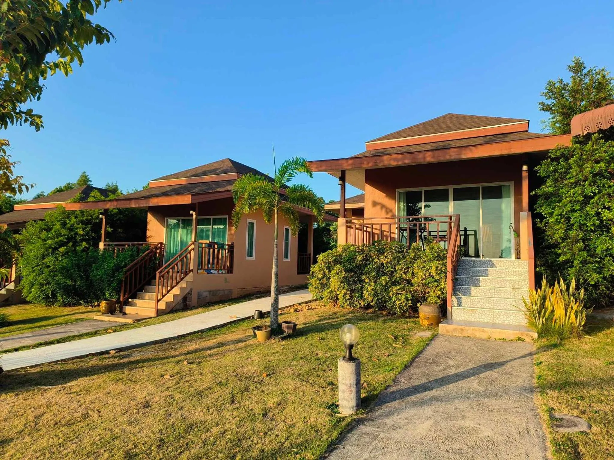 Sunrise Beach Kohyao Resort