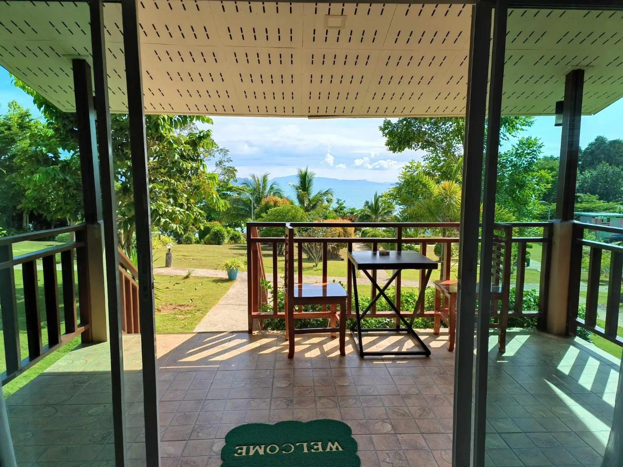 Sunrise Beach Kohyao Resort