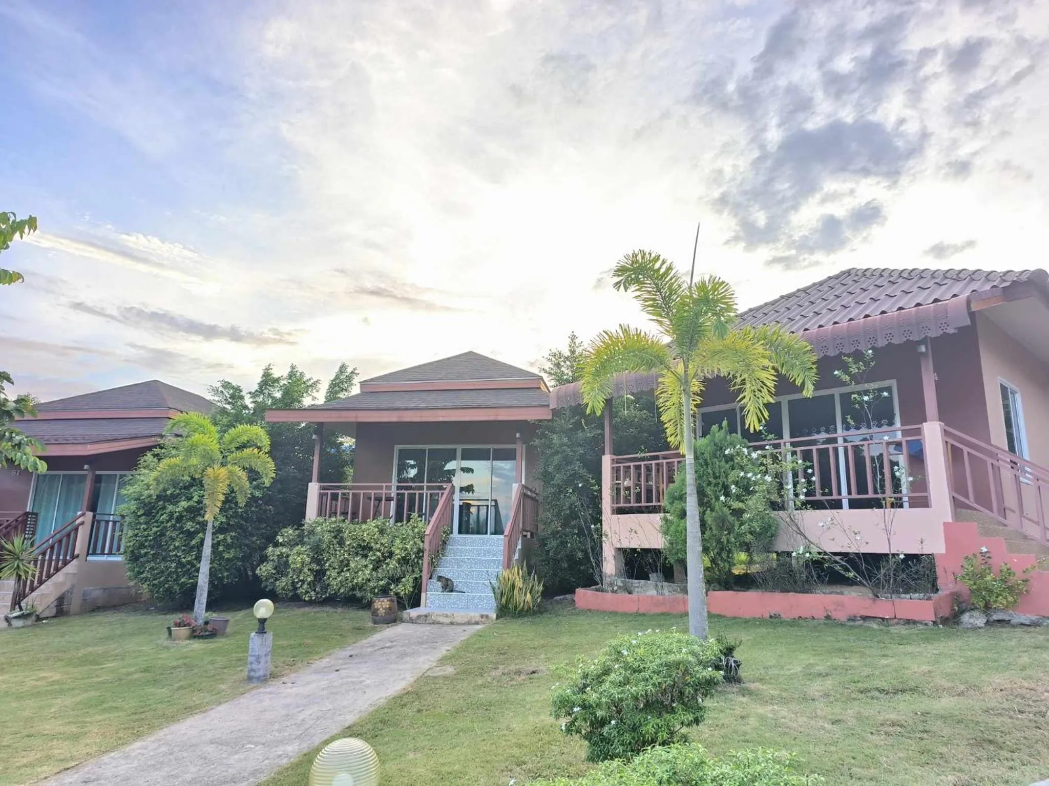 Sunrise Beach Kohyao Resort