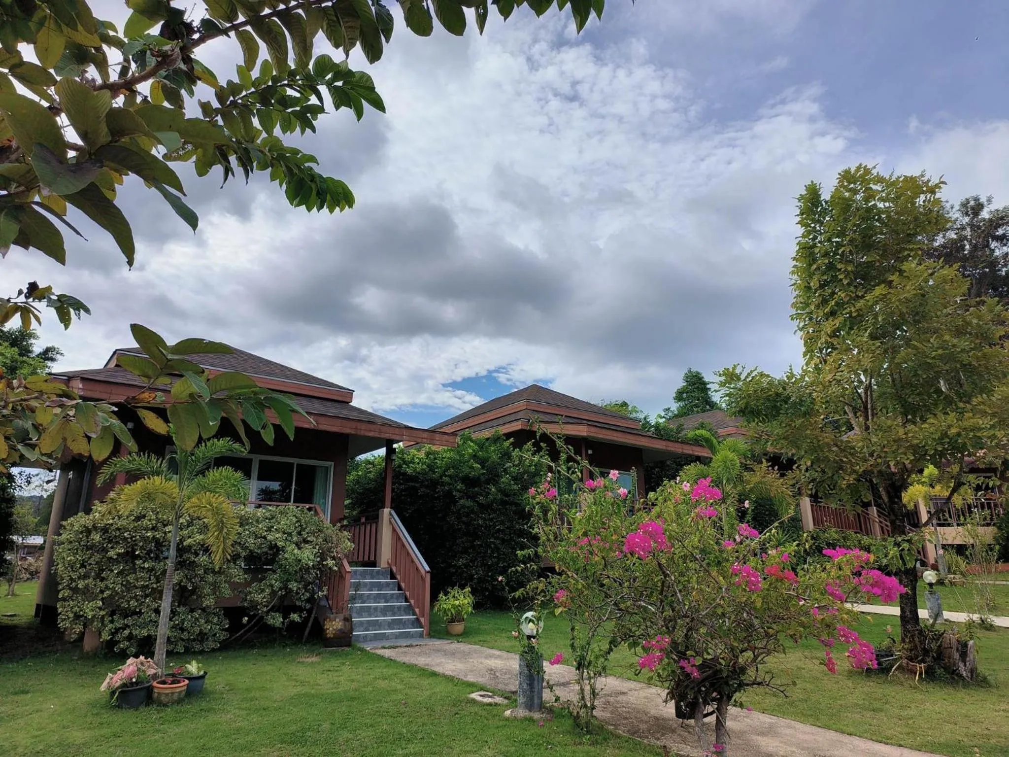 Sunrise Beach Kohyao Resort