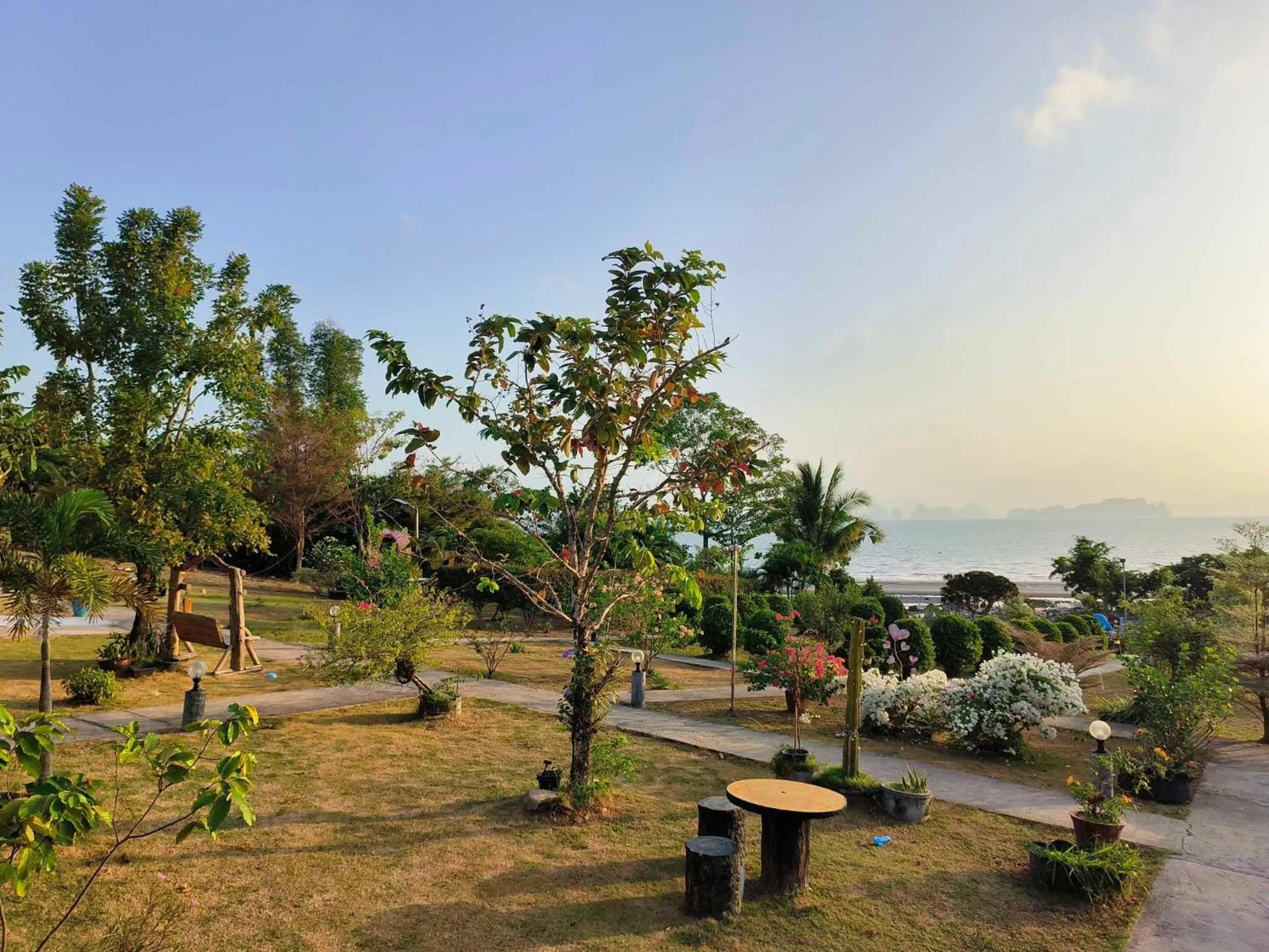 Sunrise Beach Kohyao Resort