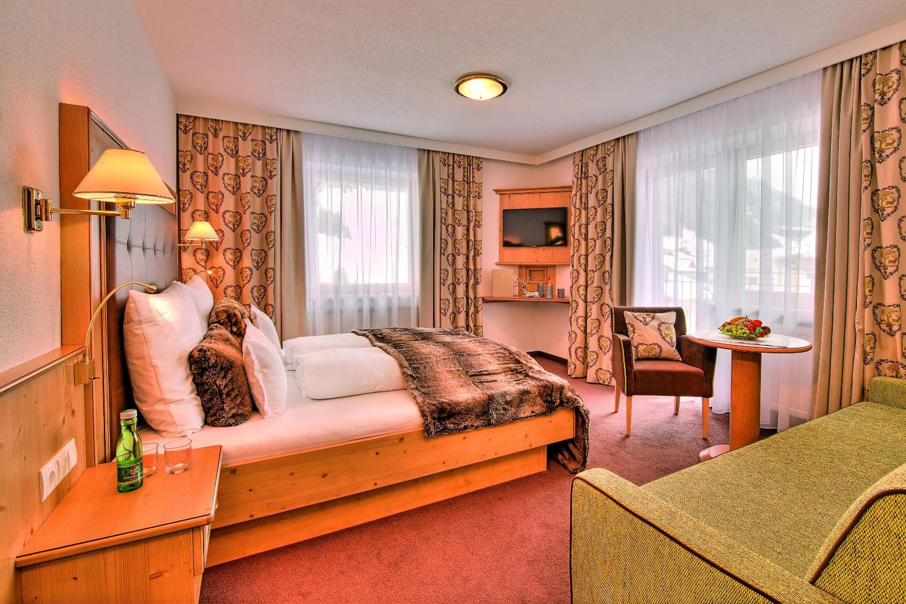 Bedroom, Bed in Hotel Garni Urezza