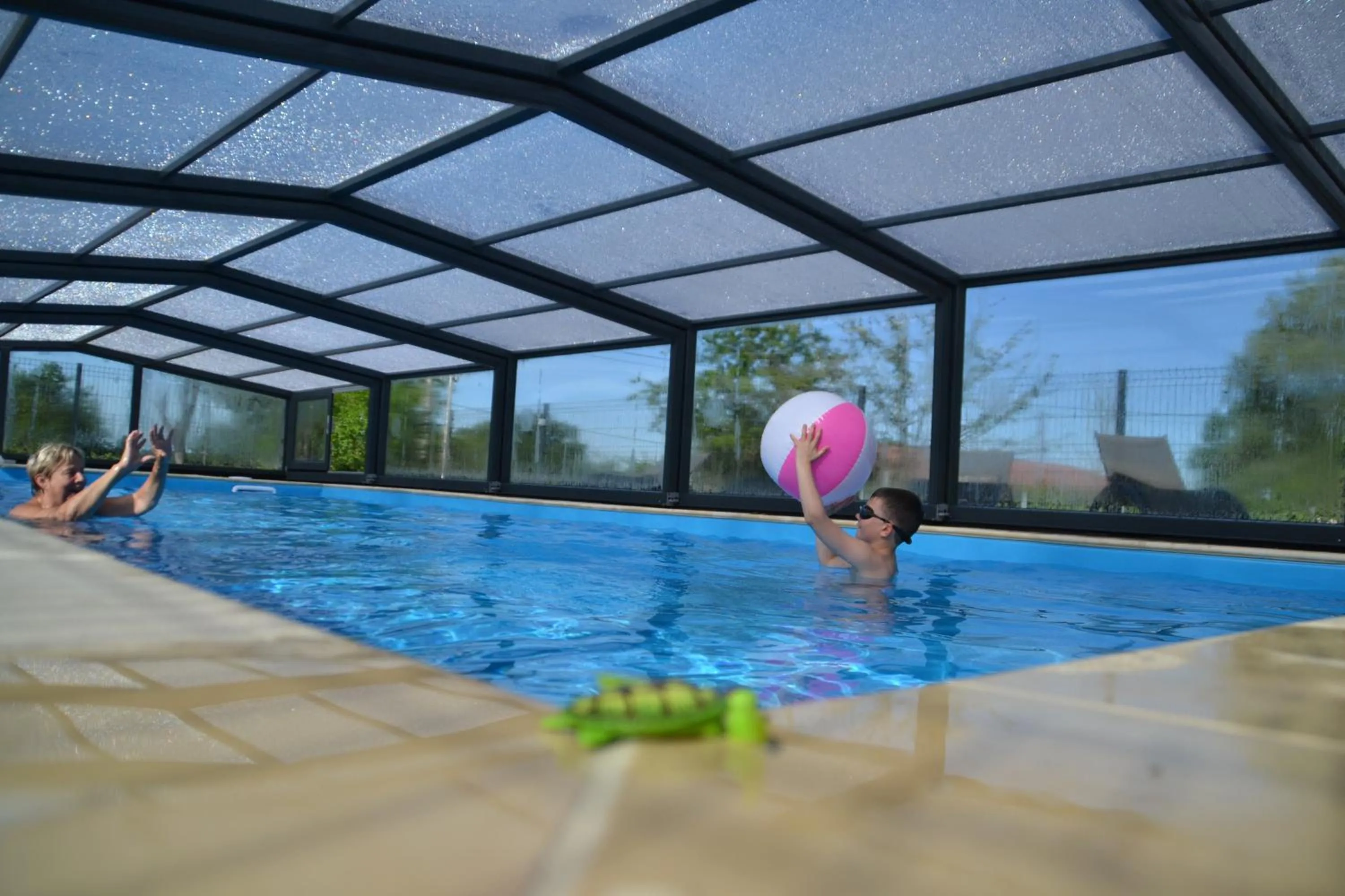 Swimming pool in Alaguyauder le KOTA