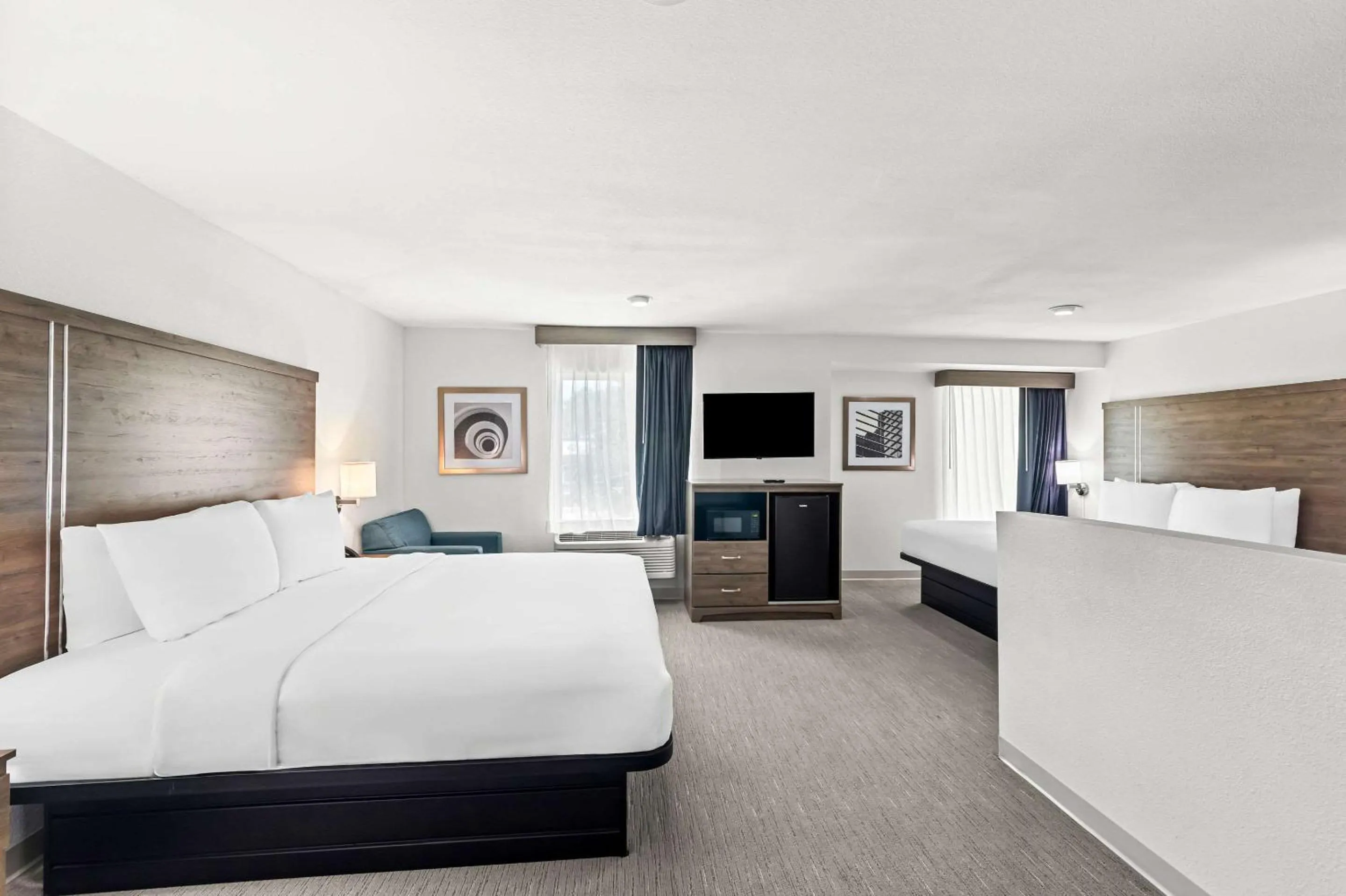 Bedroom, Bed in Quality Inn Bastrop