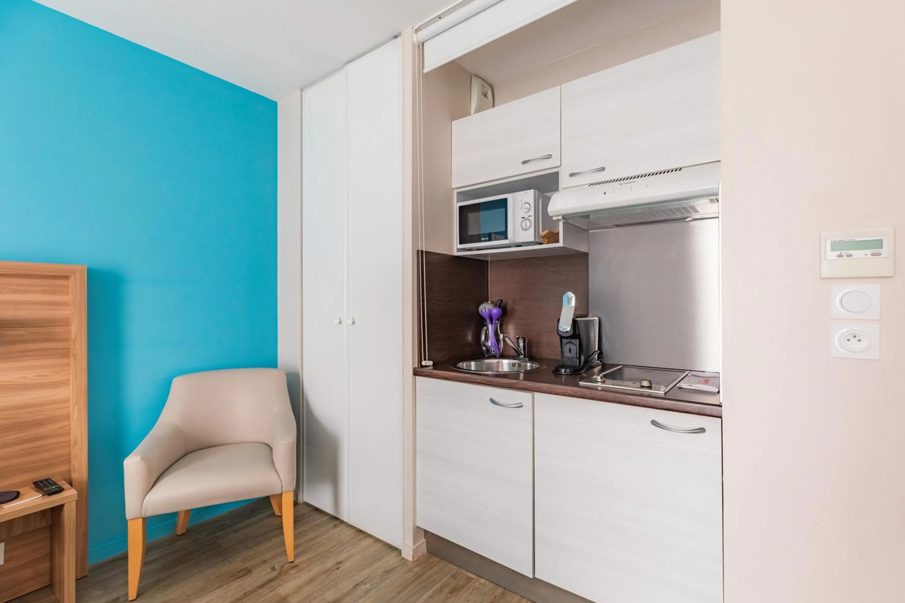 Coffee/tea facilities in Appart’City Confort Vannes