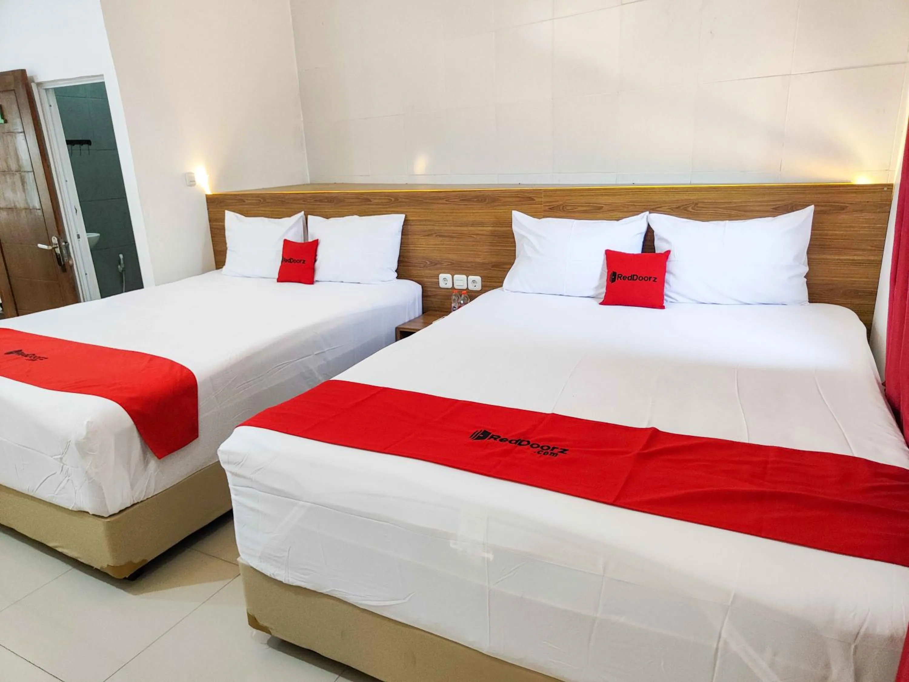 Bedroom, Bed in RedDoorz near Prambanan Temple