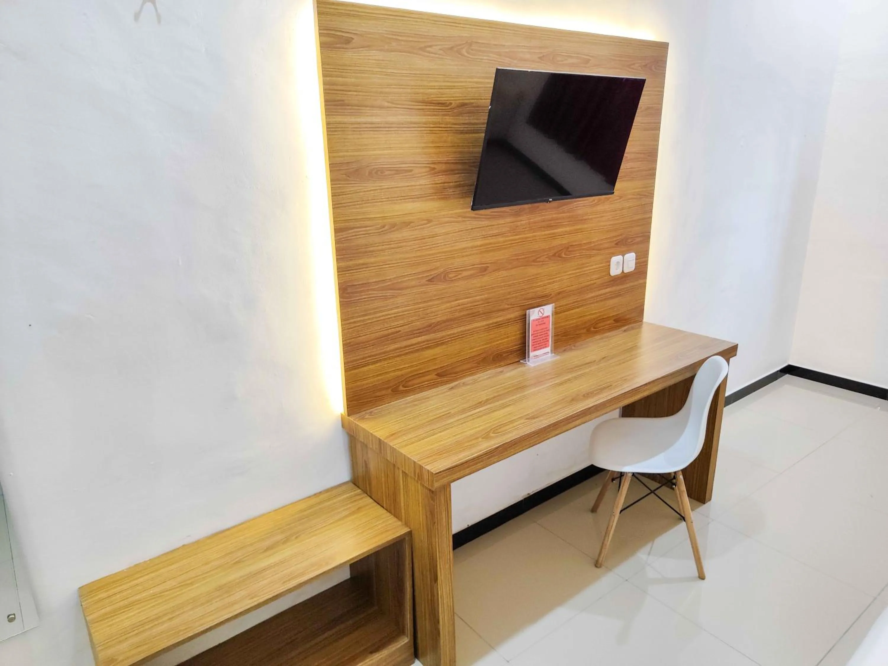 Bedroom in RedDoorz near Prambanan Temple