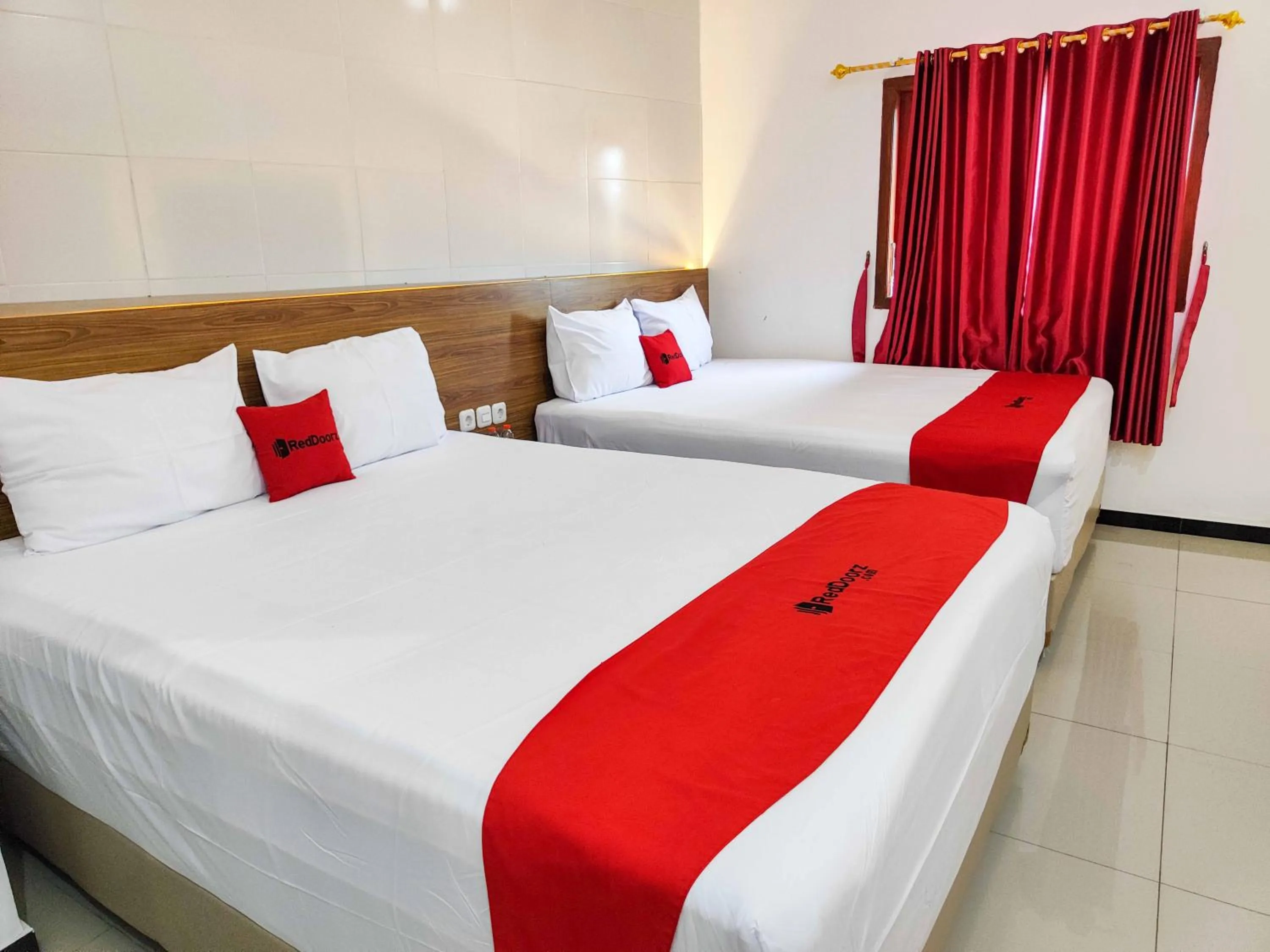 Bedroom, Bed in RedDoorz near Prambanan Temple