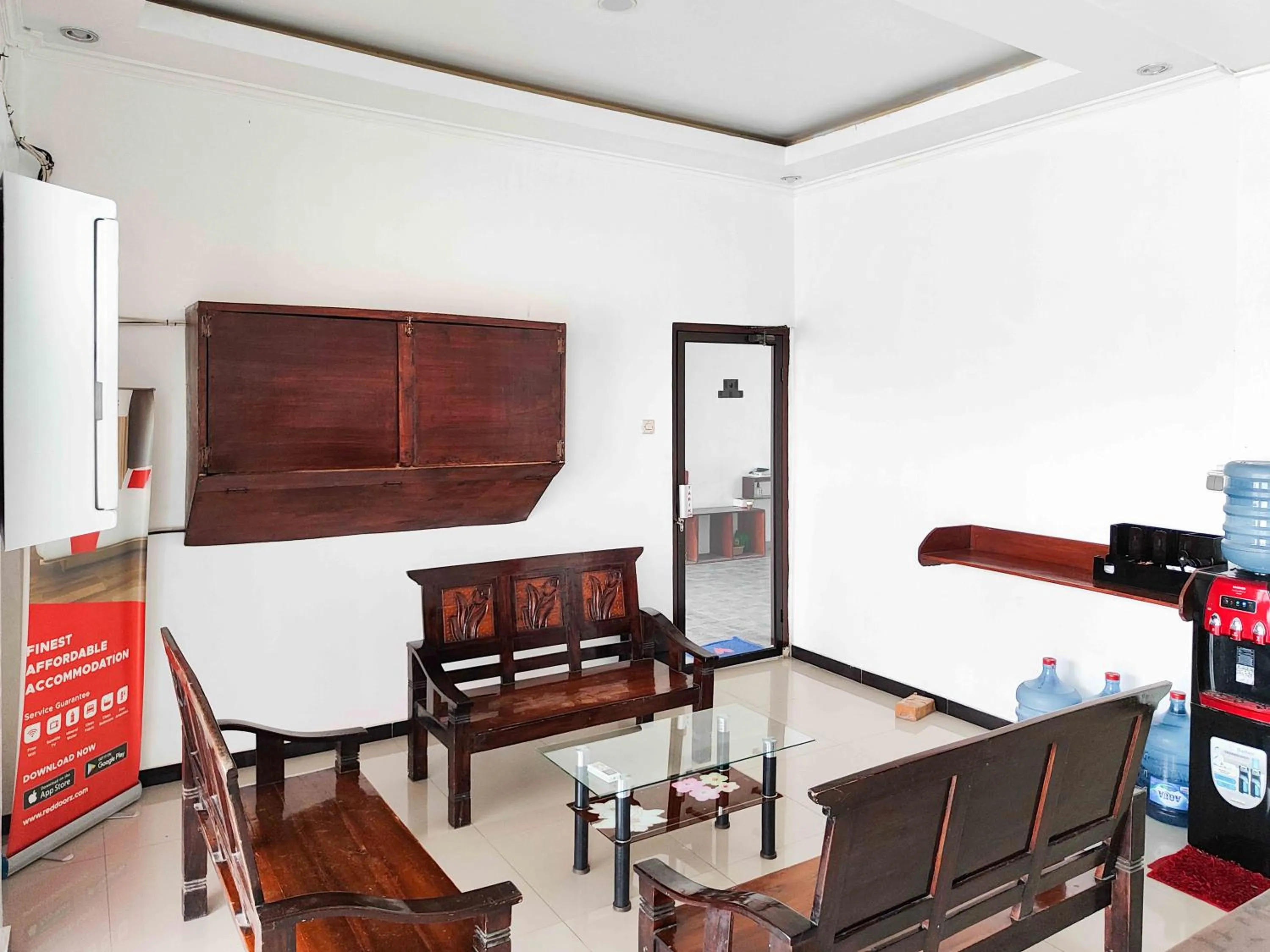 Lobby or reception in RedDoorz near Prambanan Temple