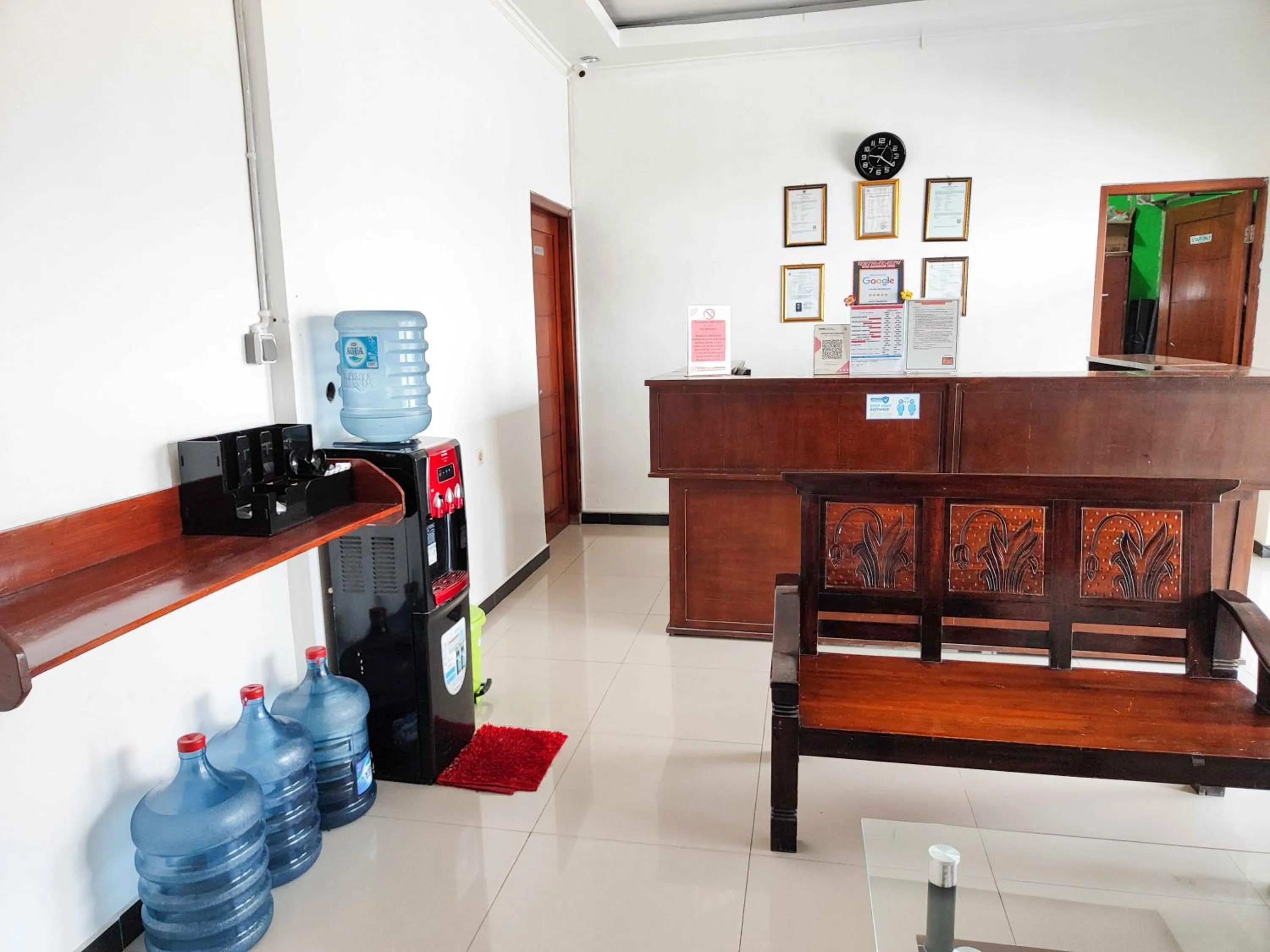 Lobby or reception in RedDoorz near Prambanan Temple