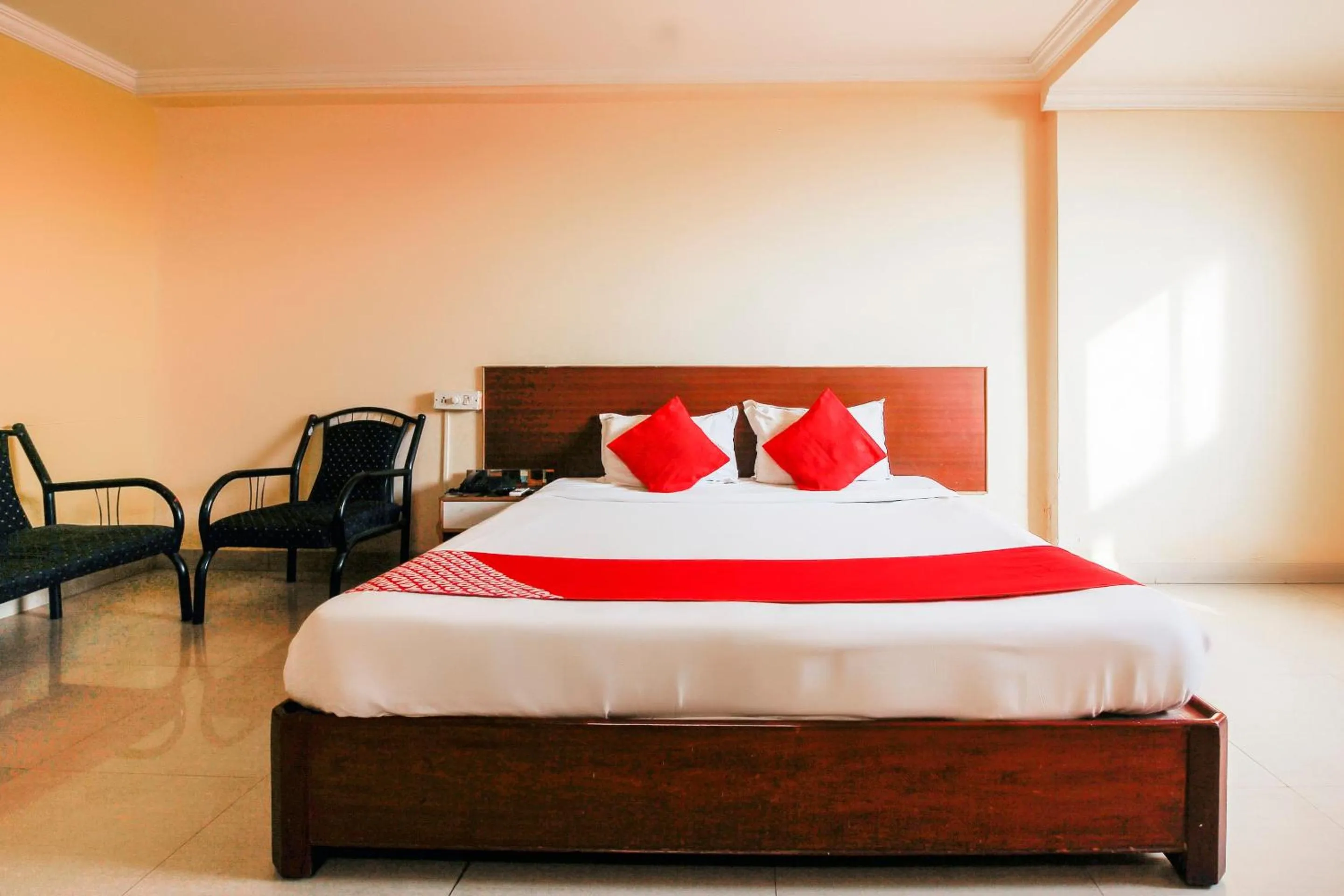 Bedroom, Bed in Hotel O Priya Residency