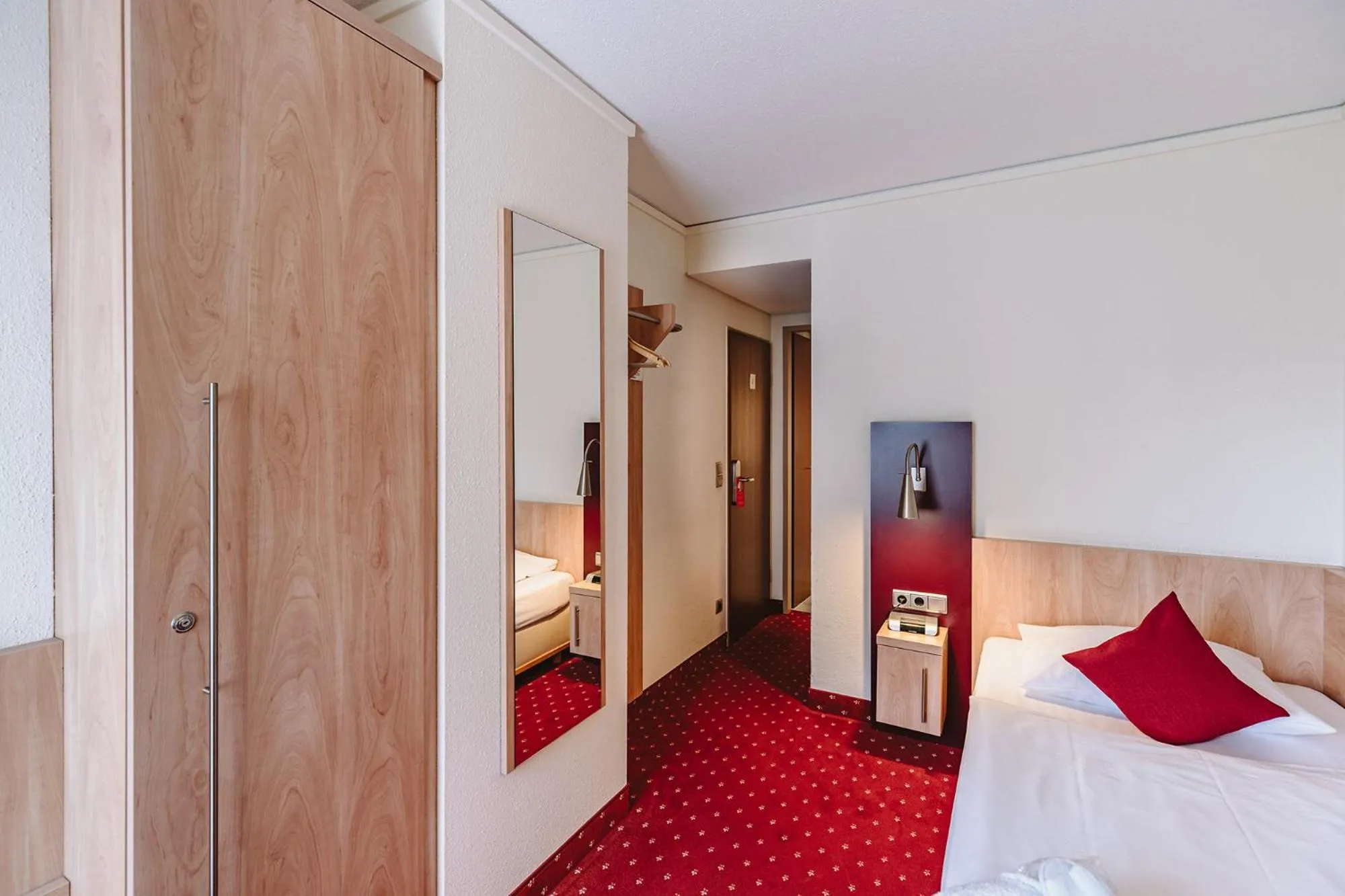 Bed in Hotel Gustav-Stresemann-Institut