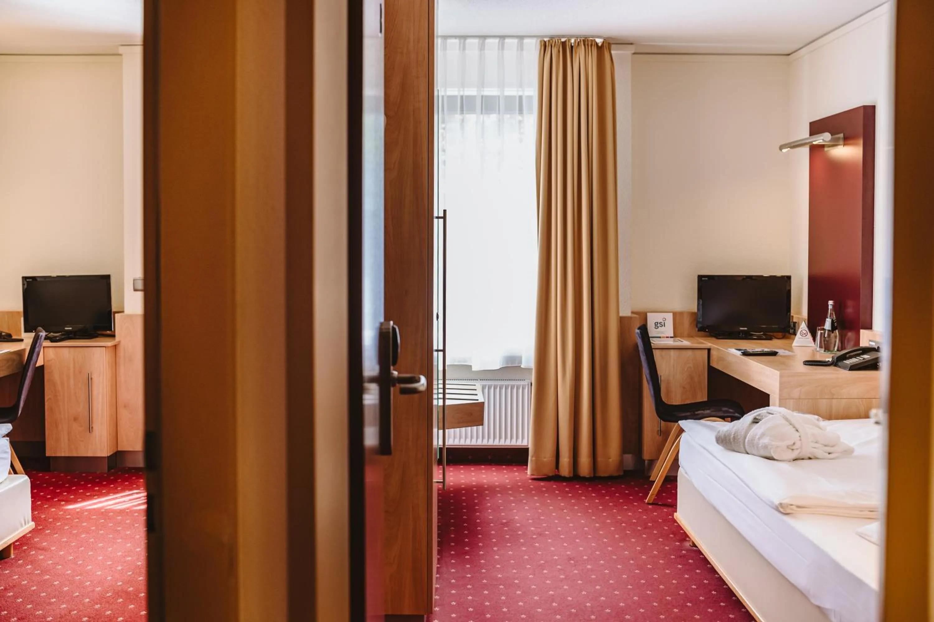 Bed in Hotel Gustav-Stresemann-Institut