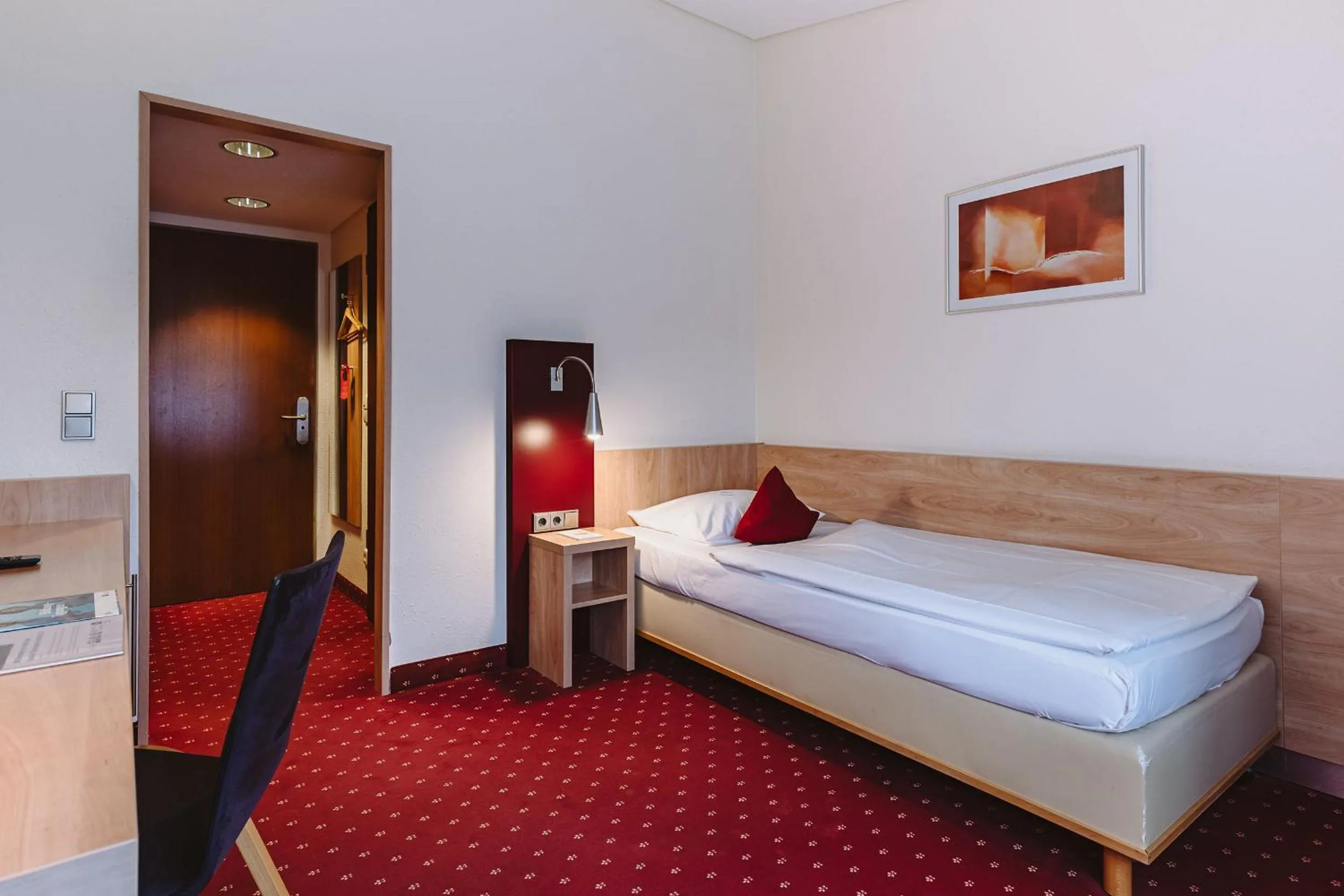 Bed in Hotel Gustav-Stresemann-Institut