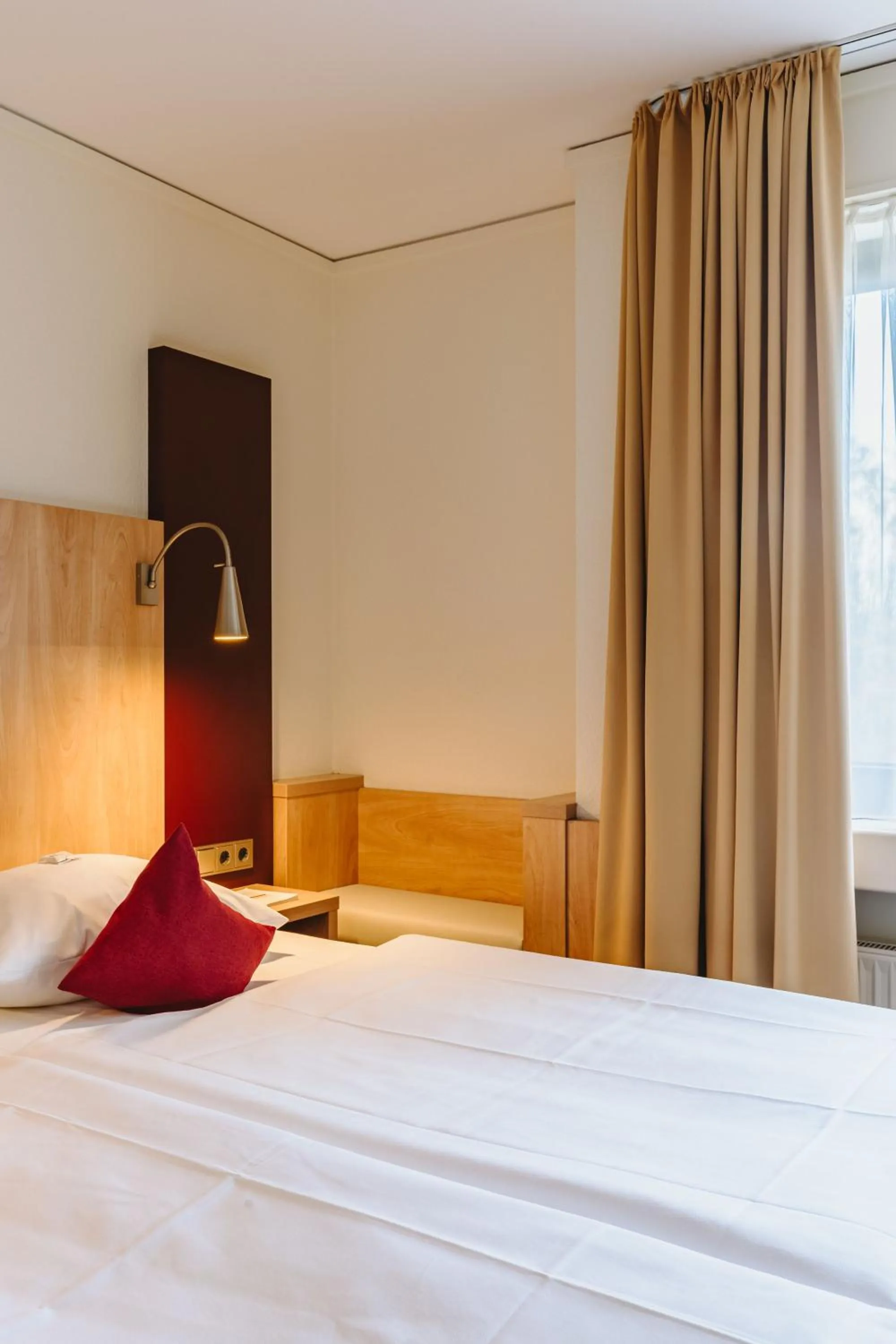 Bed in Hotel Gustav-Stresemann-Institut