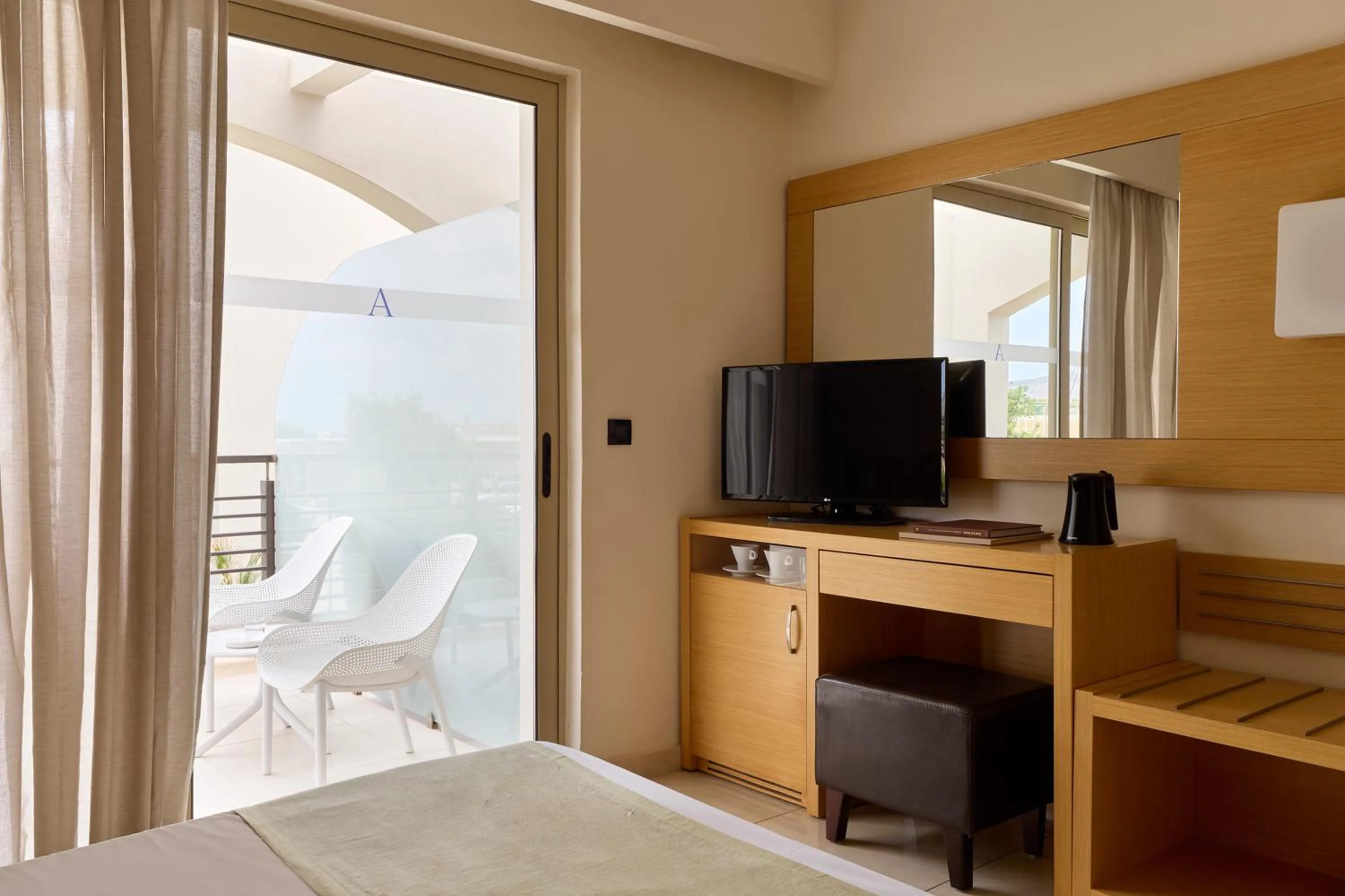 TV and multimedia, Bed in Atlantica Amalthia Beach Hotel - Adults Only