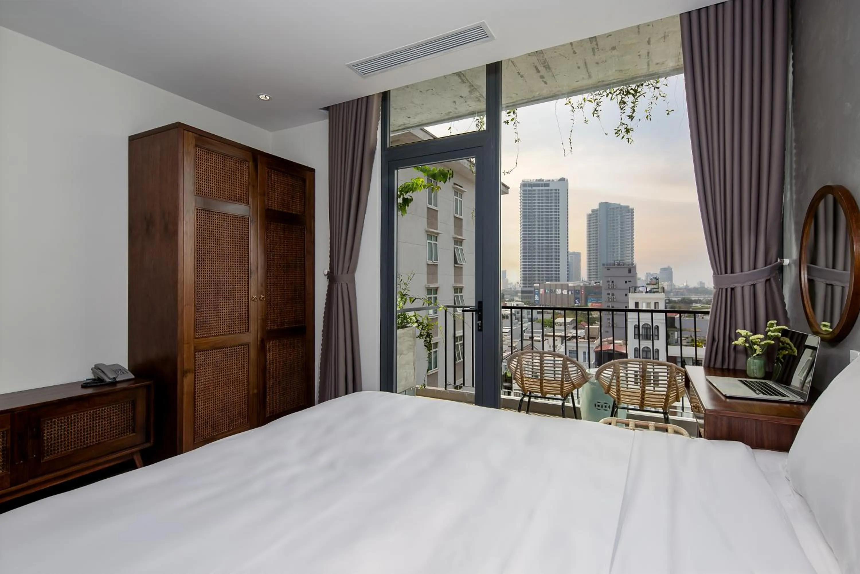 Bed in Tropical House Apartment Da Nang