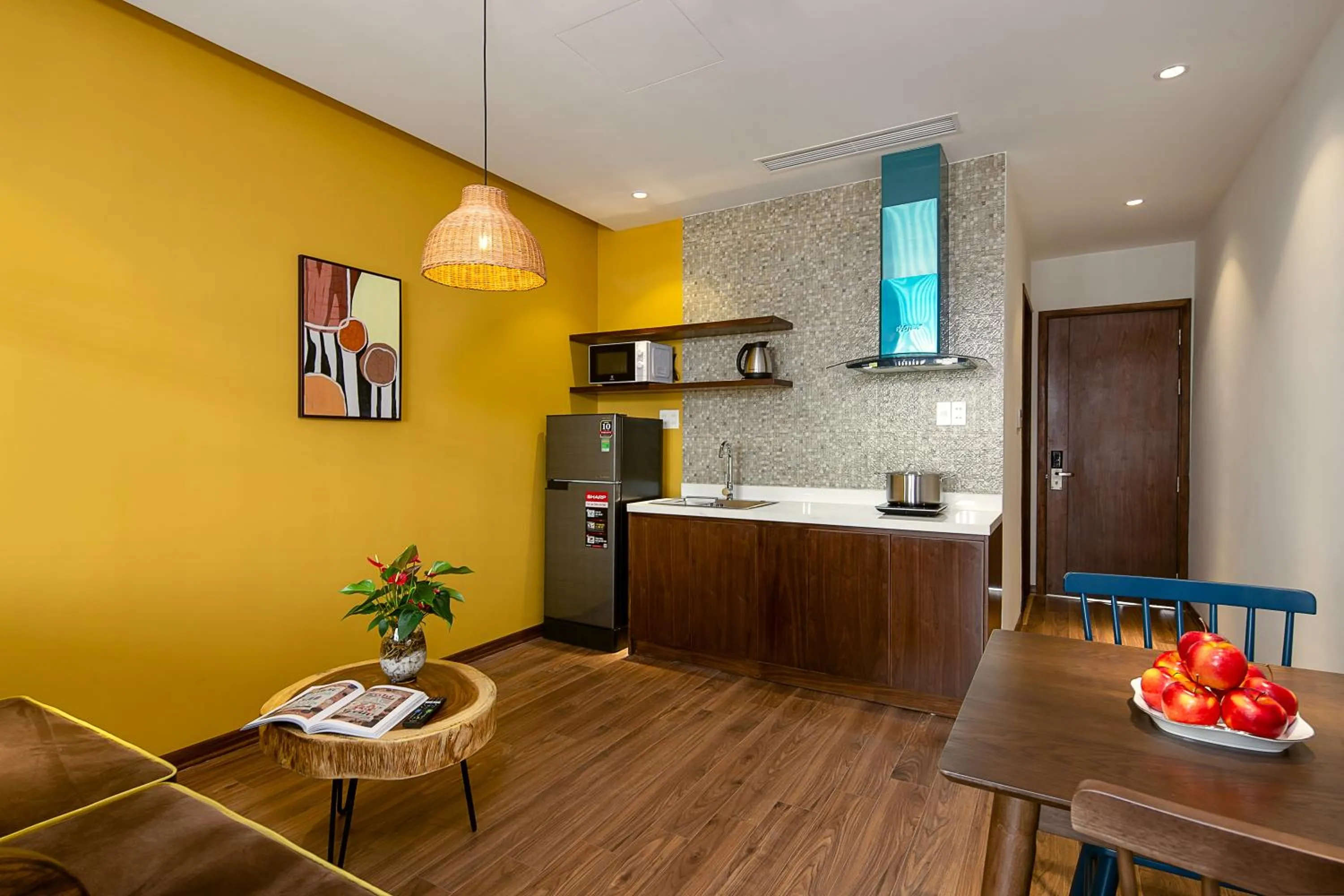 Kitchen or kitchenette in Tropical House Apartment Da Nang