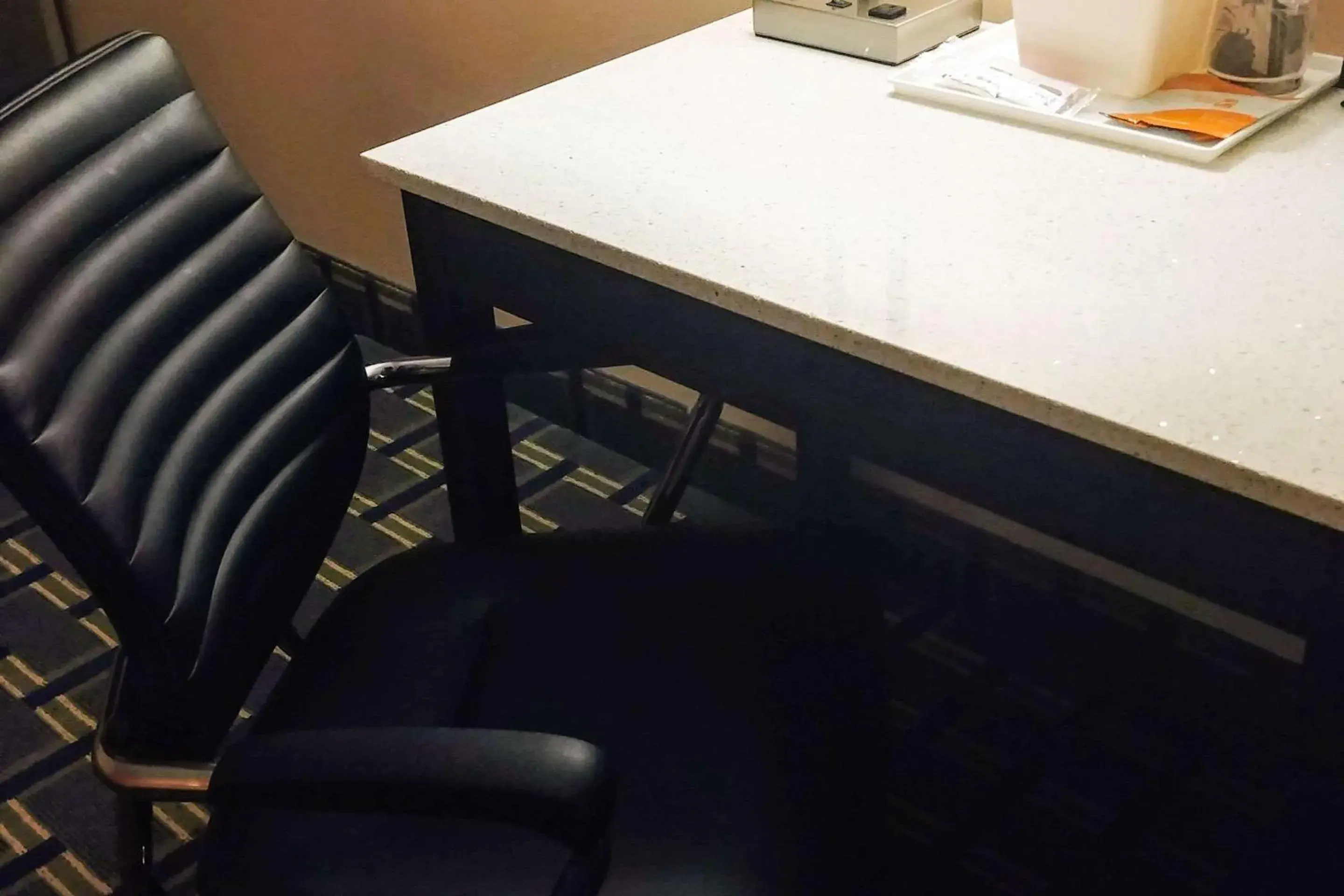 King Room - Non-Smoking in Econo Lodge Milldale - Southington King Room - Non-Smoking in Econo Lodge Milldale - Southington