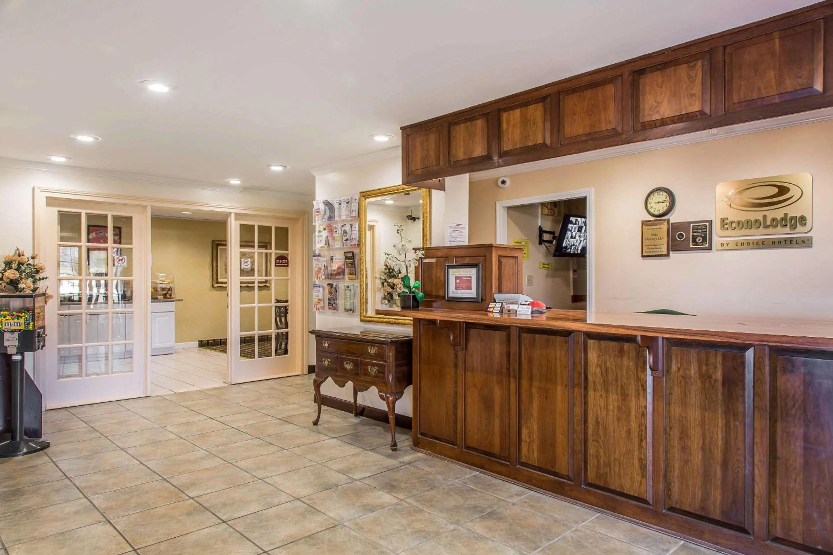 Lobby or reception in Econo Lodge Milldale - Southington