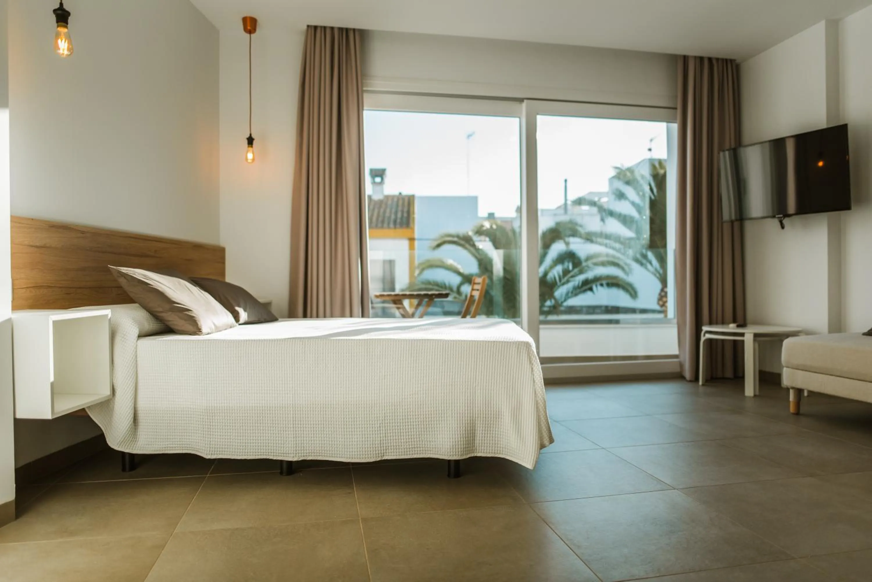 Balcony/Terrace, Bed in Apartamentos ZHR