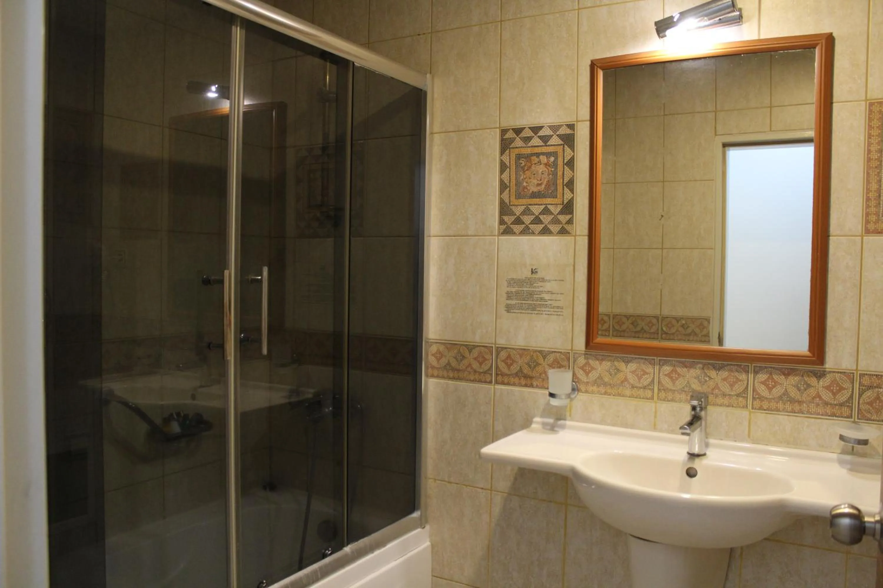 Bathroom in Balcova Termal Hotel