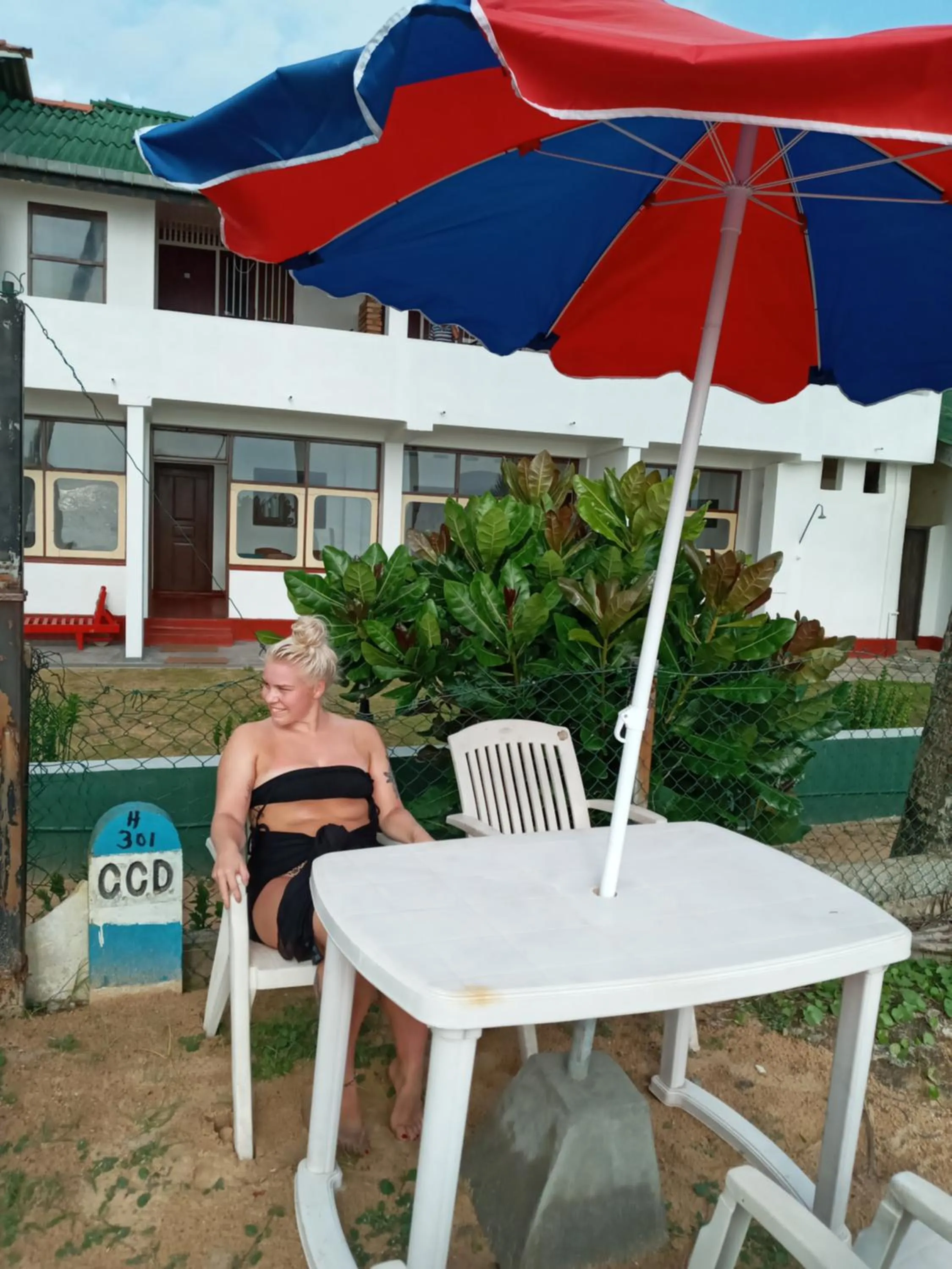 Property building in New SeaSide Inn Hikkaduwa