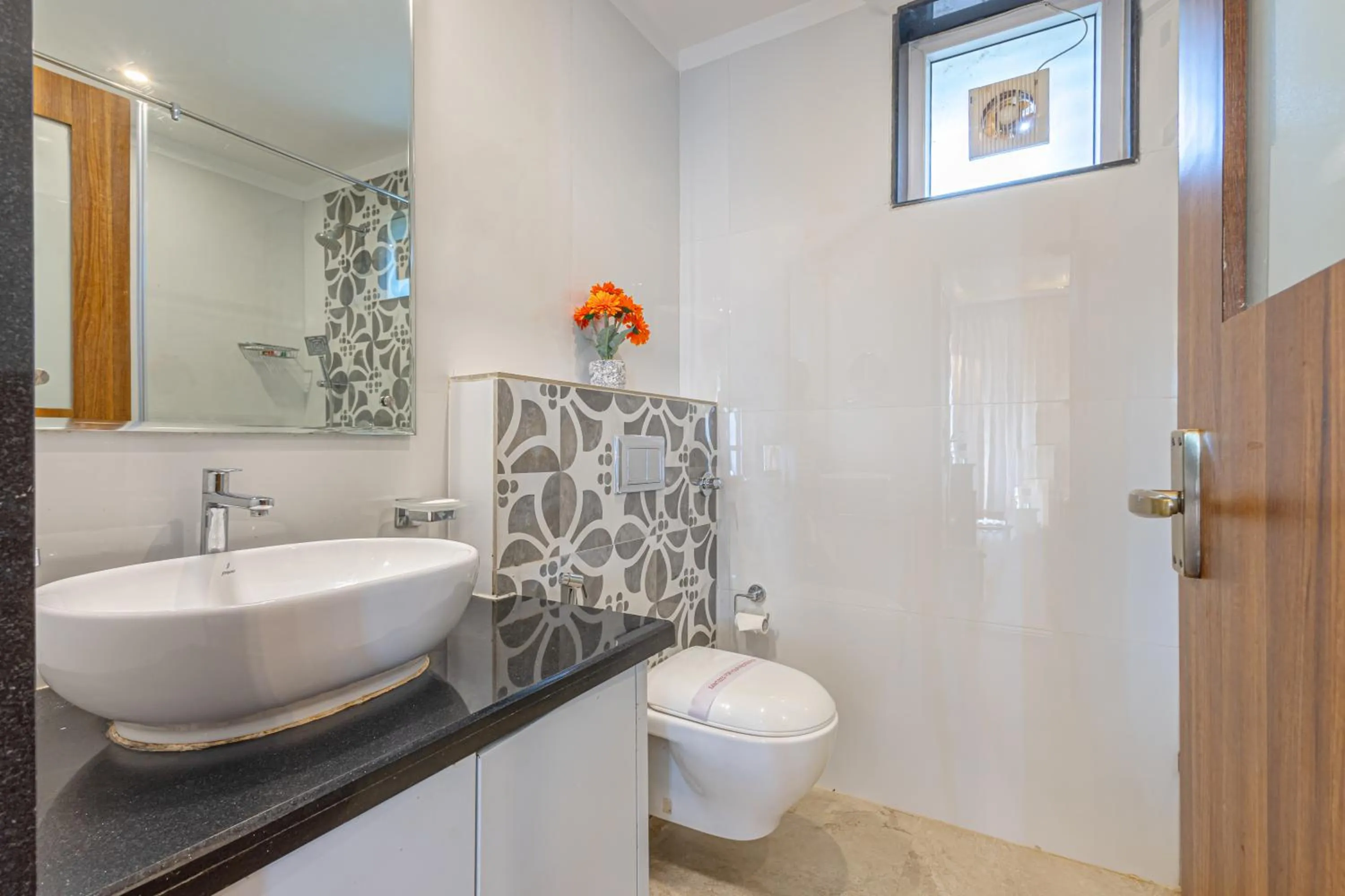 Shower in Salcete Beach Resort