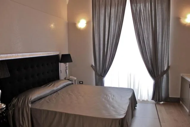 Photo of the whole room, Bed in Hotel Villa La Colombaia