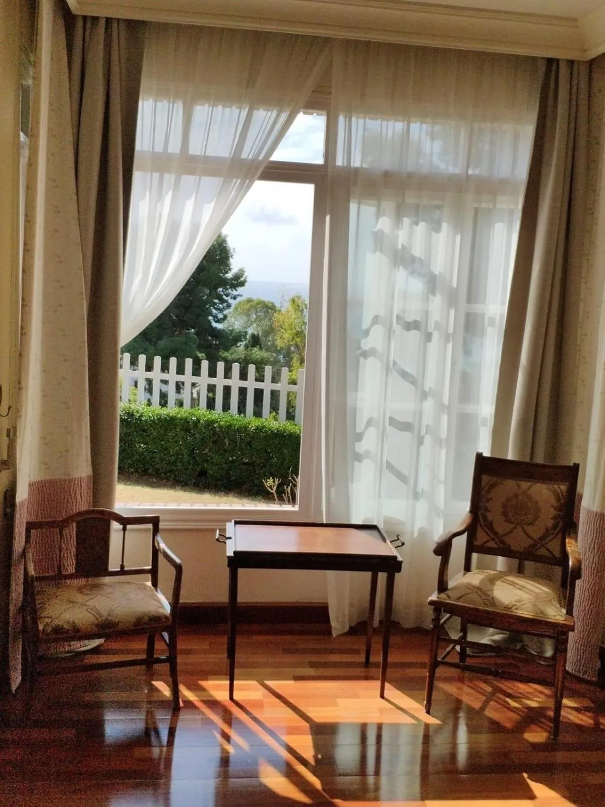 Garden view in Villa Antumalal B&B