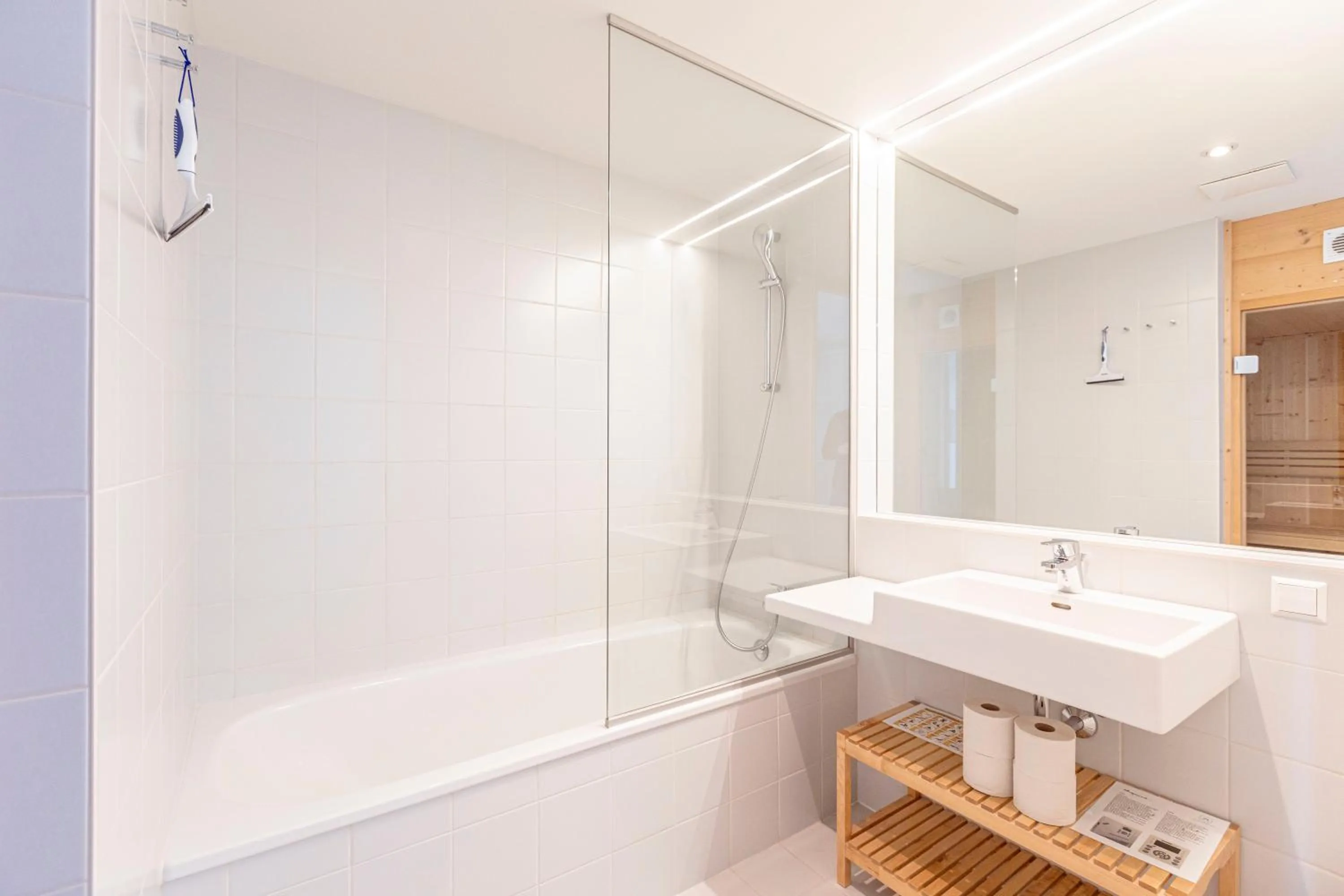 Shower in Alpenrock Schladming by ALPS RESORTS