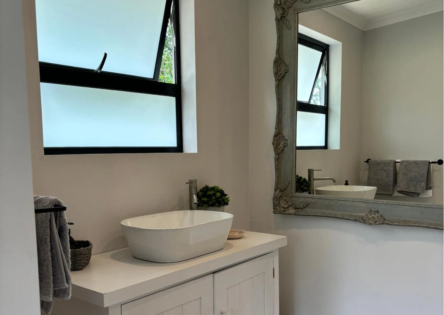 Bathroom in Oakhurst Farm Cottages