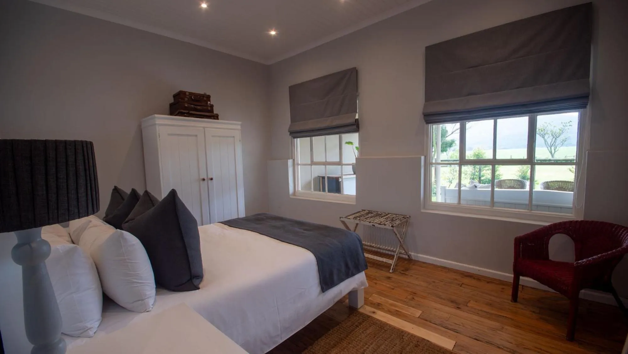 Bedroom, Bed in Oakhurst Farm Cottages