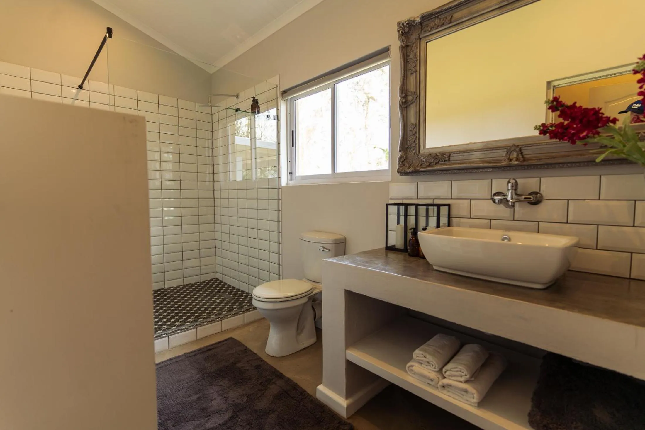 Bathroom in Oakhurst Farm Cottages