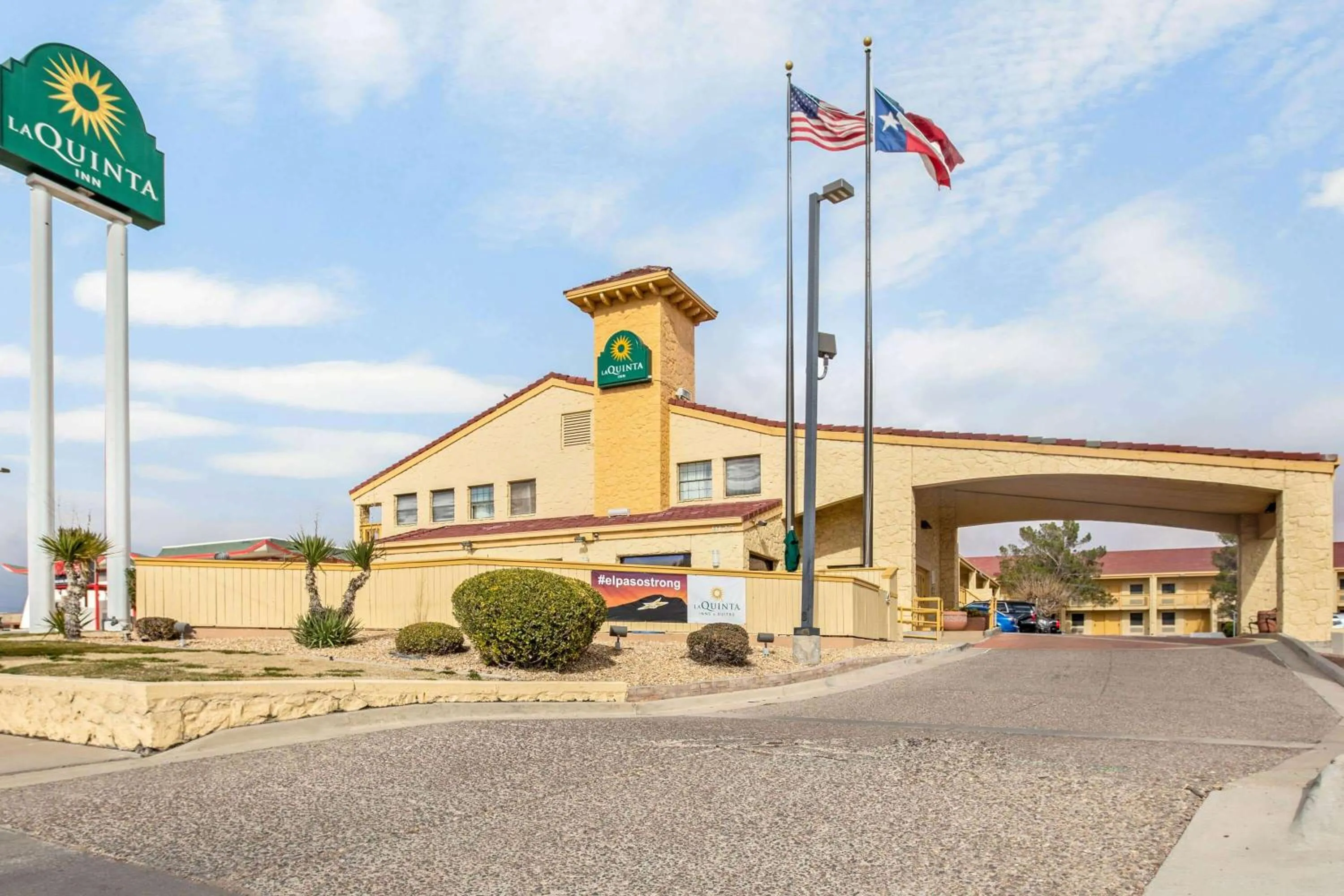 Property building in La Quinta Inn by Wyndham El Paso Cielo Vista
