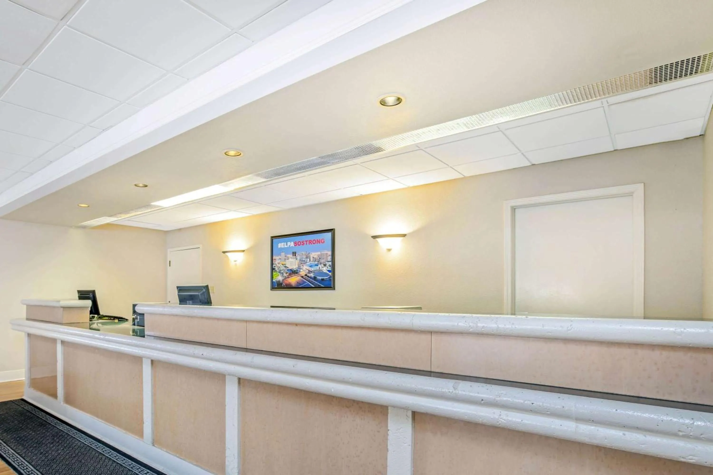 Lobby or reception in La Quinta Inn by Wyndham El Paso Cielo Vista