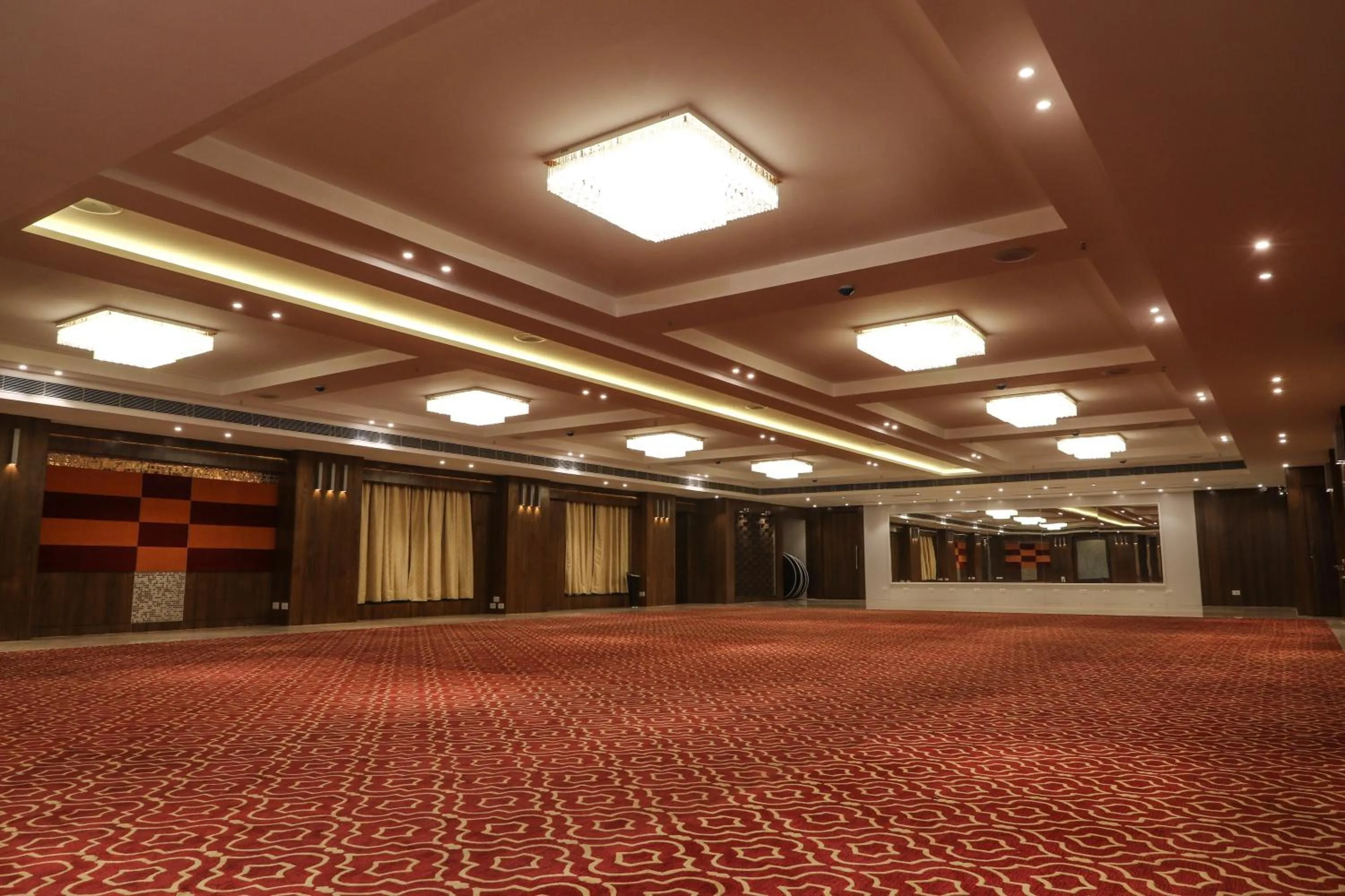 Banquet/Function facilities in The Grand Asansol