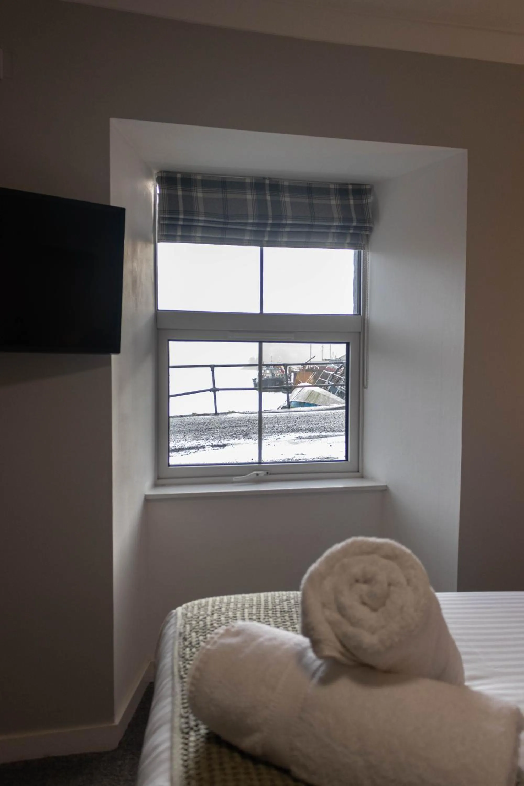 Bed in The Rosedale Hotel & Restaurant