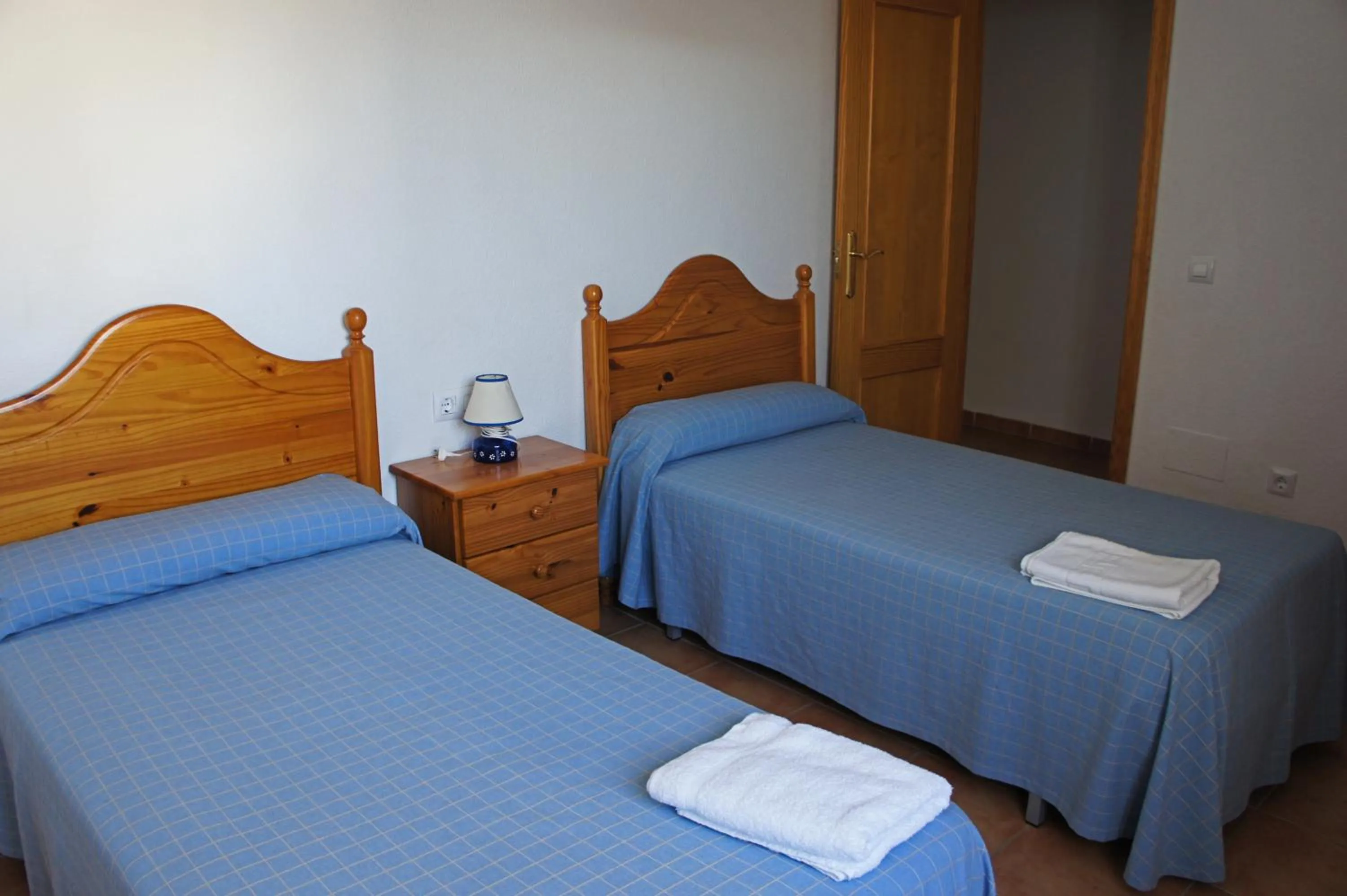 Bedroom, Bed in APARTAMENTOS ALBANTA