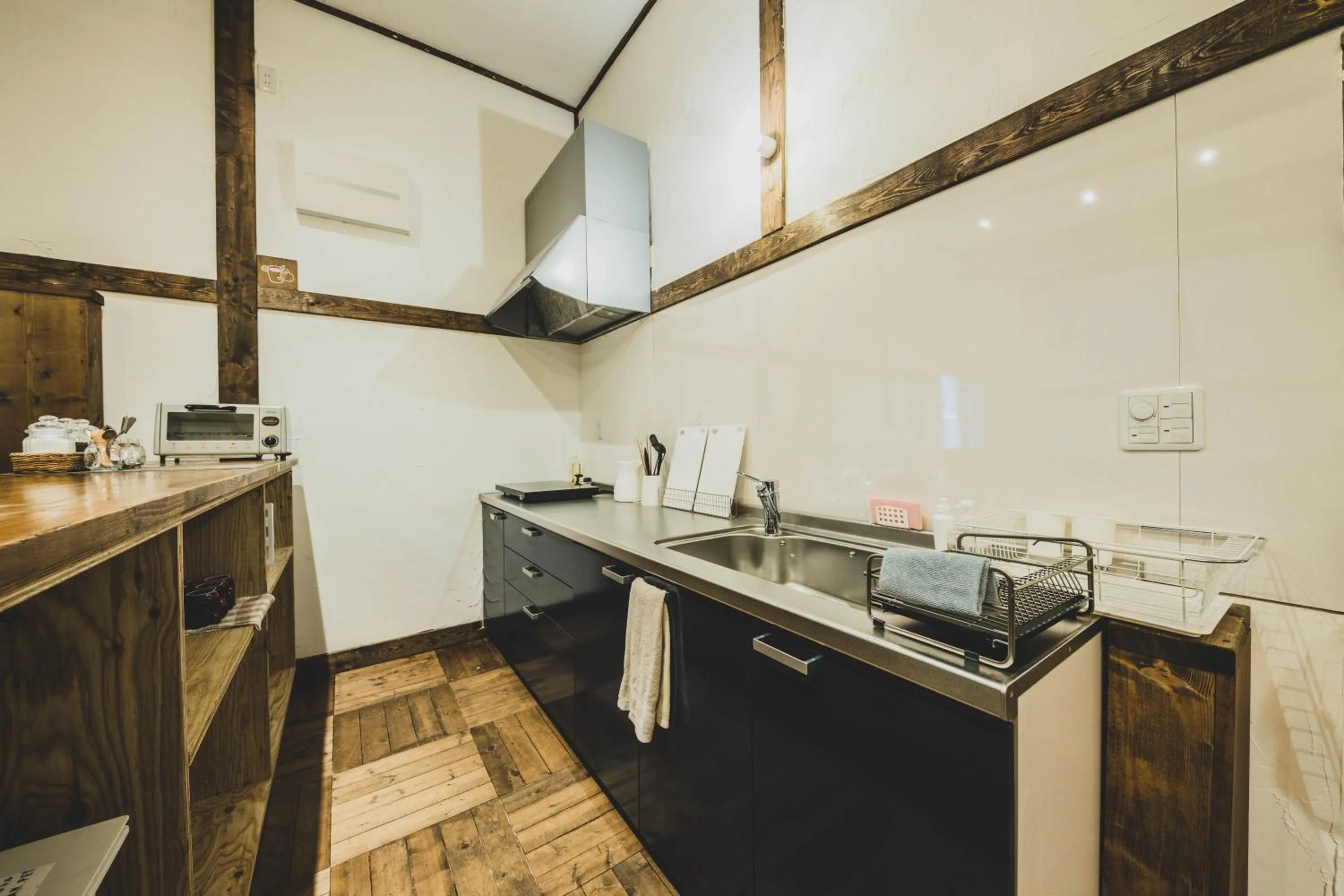 Communal kitchen in Otaru Tap Room & Hostel