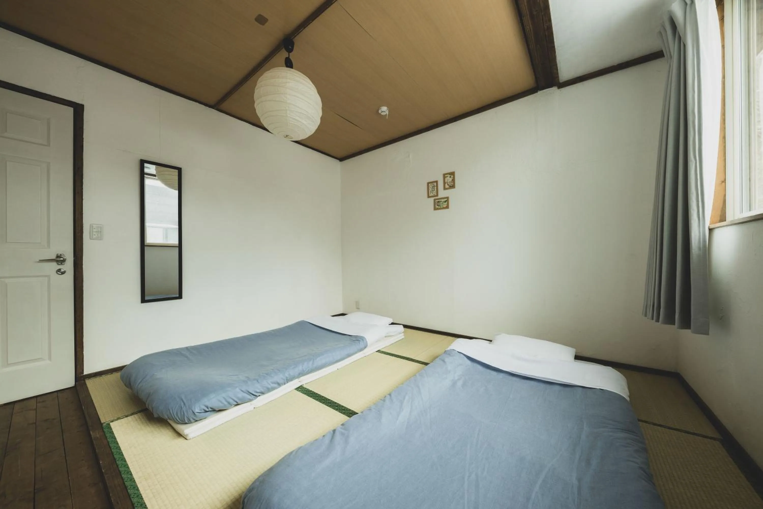 Bed in Otaru Tap Room & Hostel