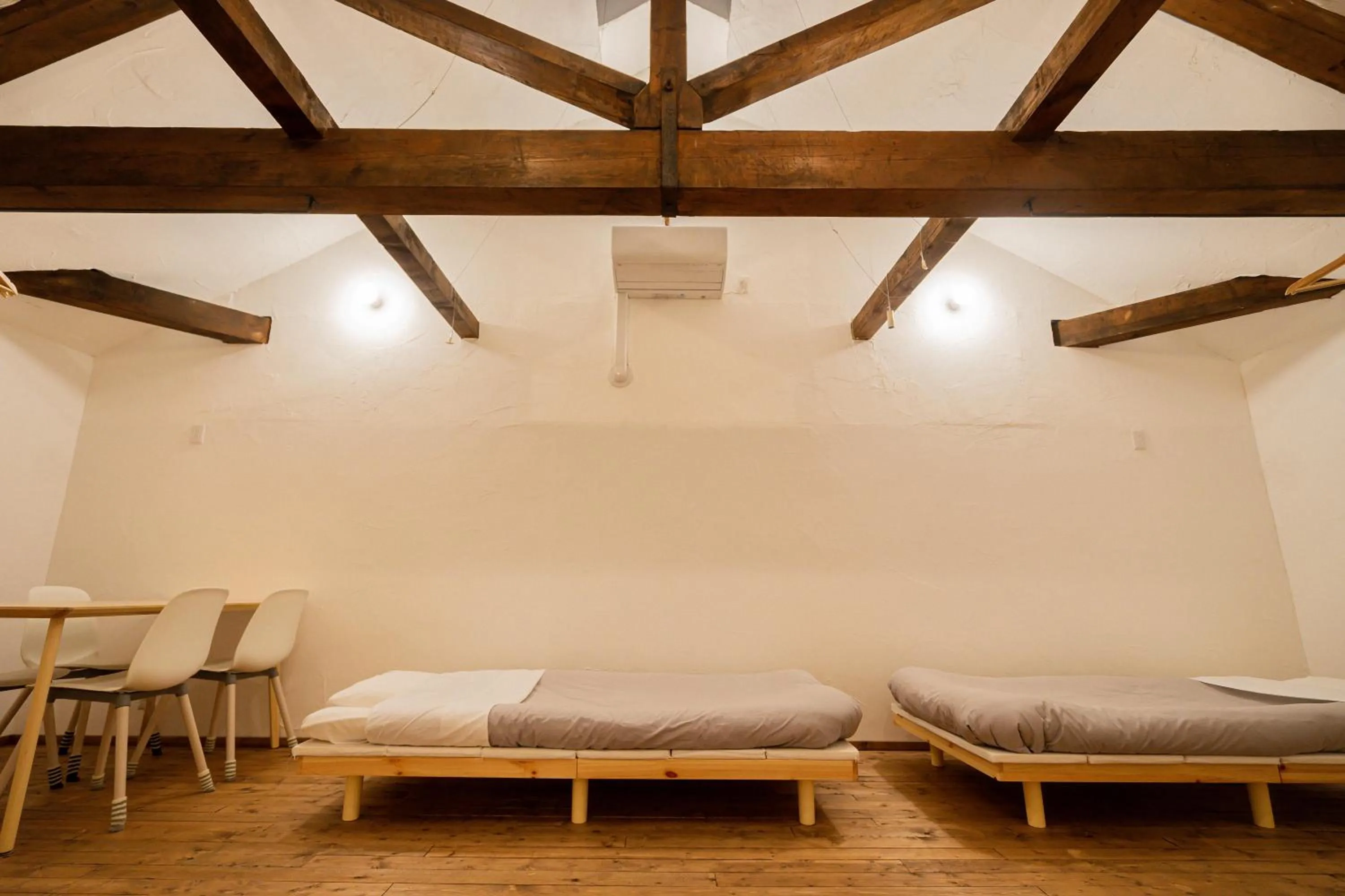 Bed in Otaru Tap Room & Hostel