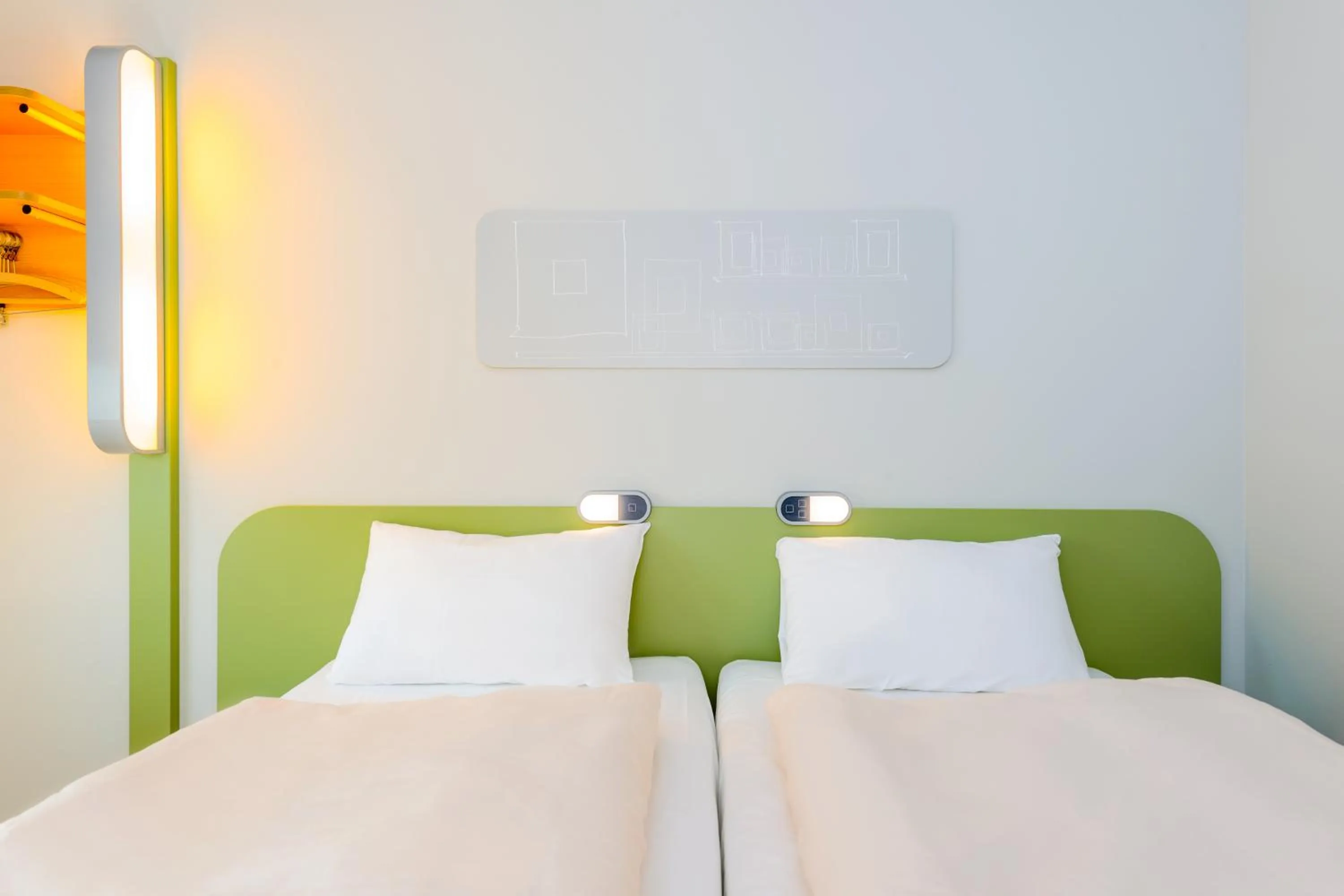 Bed in ibis budget Concarneau