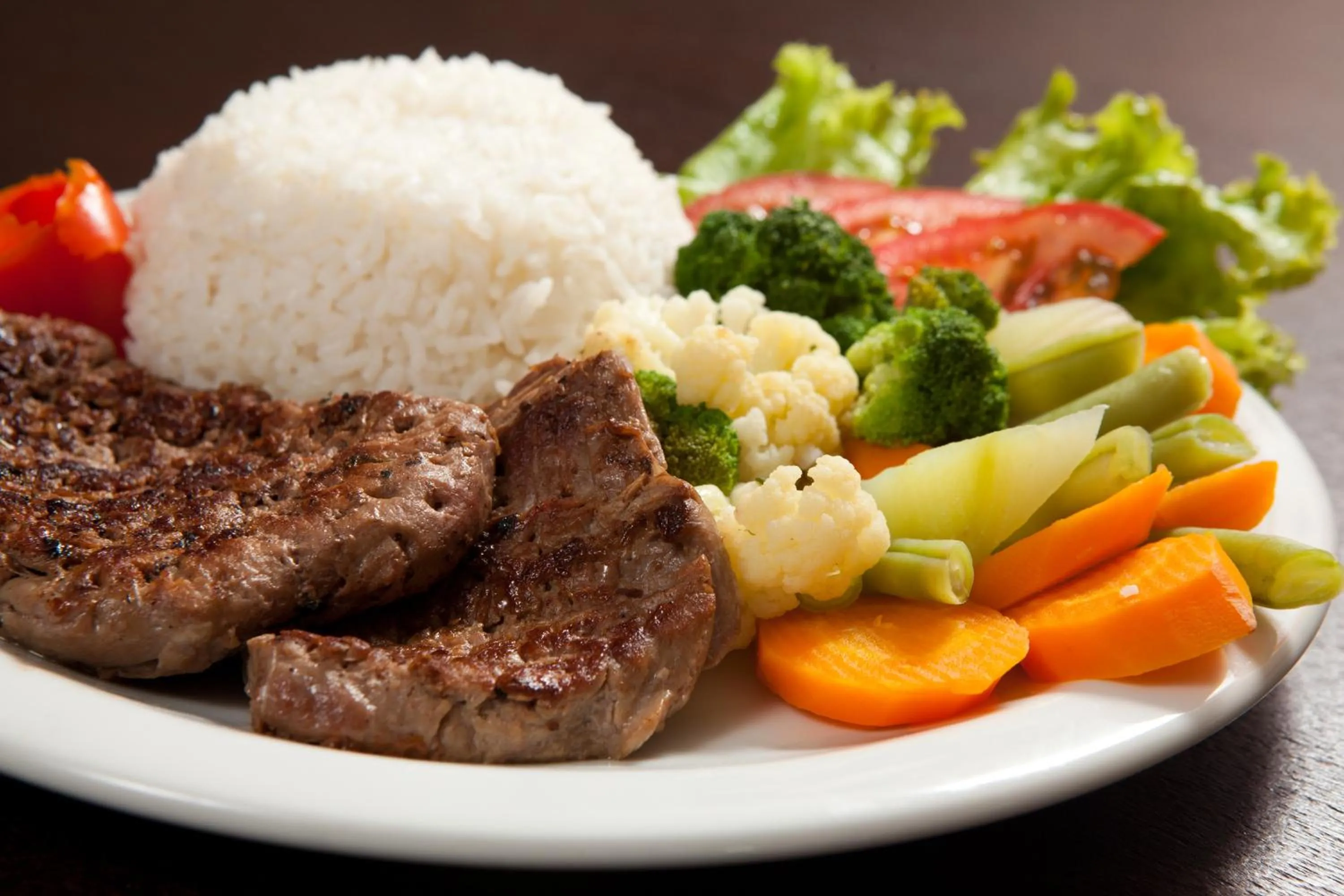 Food and drinks in Harbor Buriti Hotel