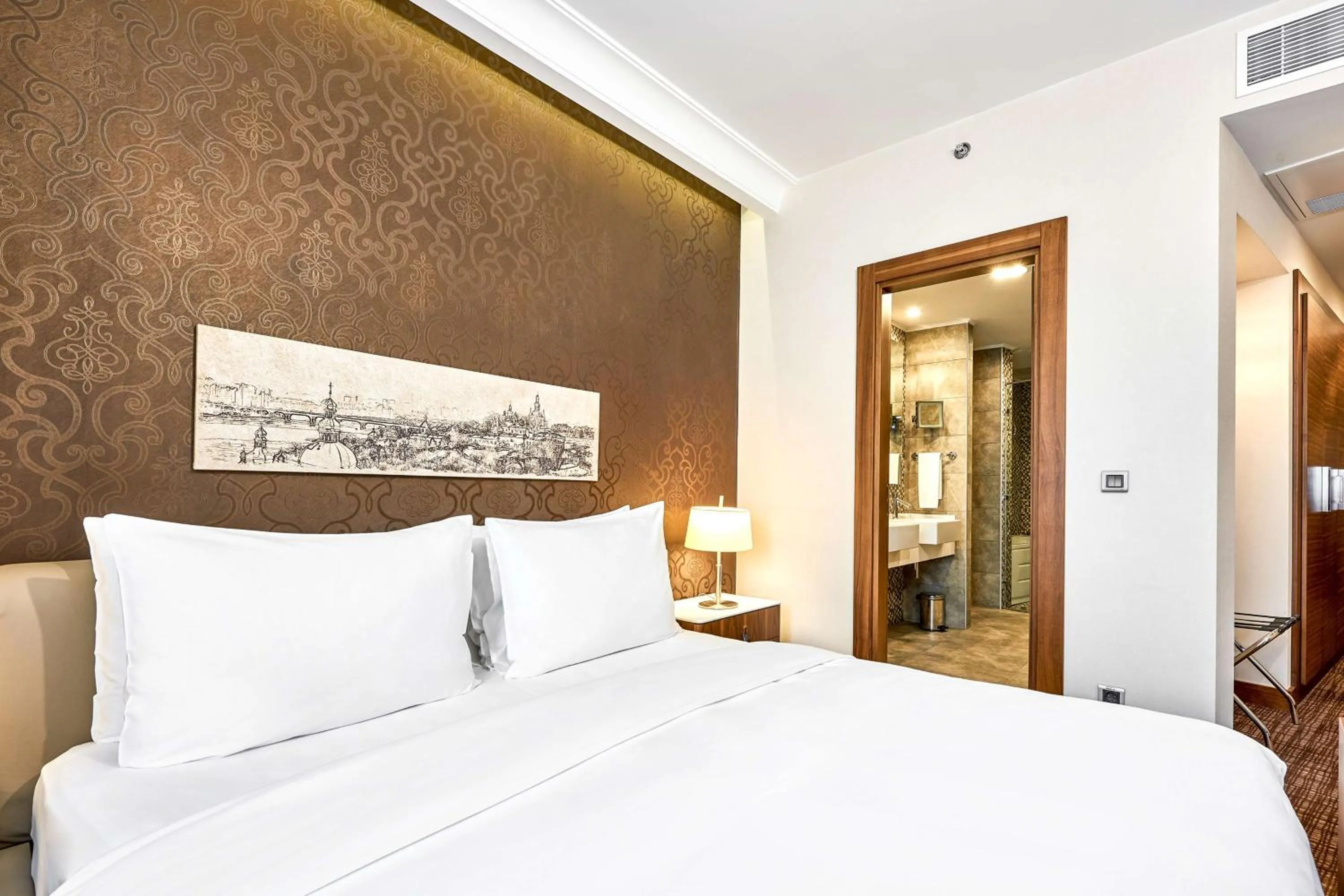 Guests, Bed in Radisson Blu Hotel, Kyiv Podil City Centre